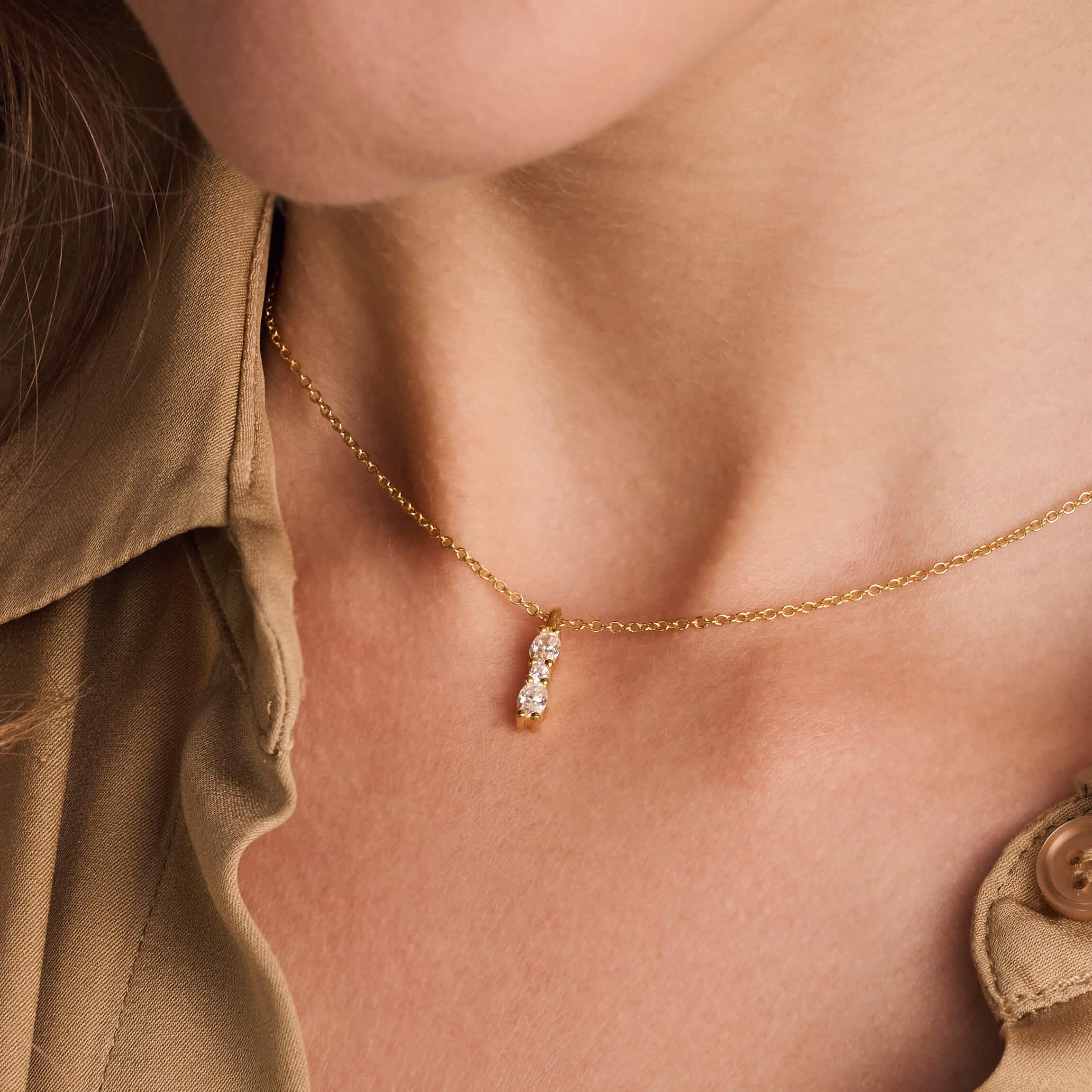 Ellera Ovale Piccolo Necklace In 18k Gold Plated With White Zirconia