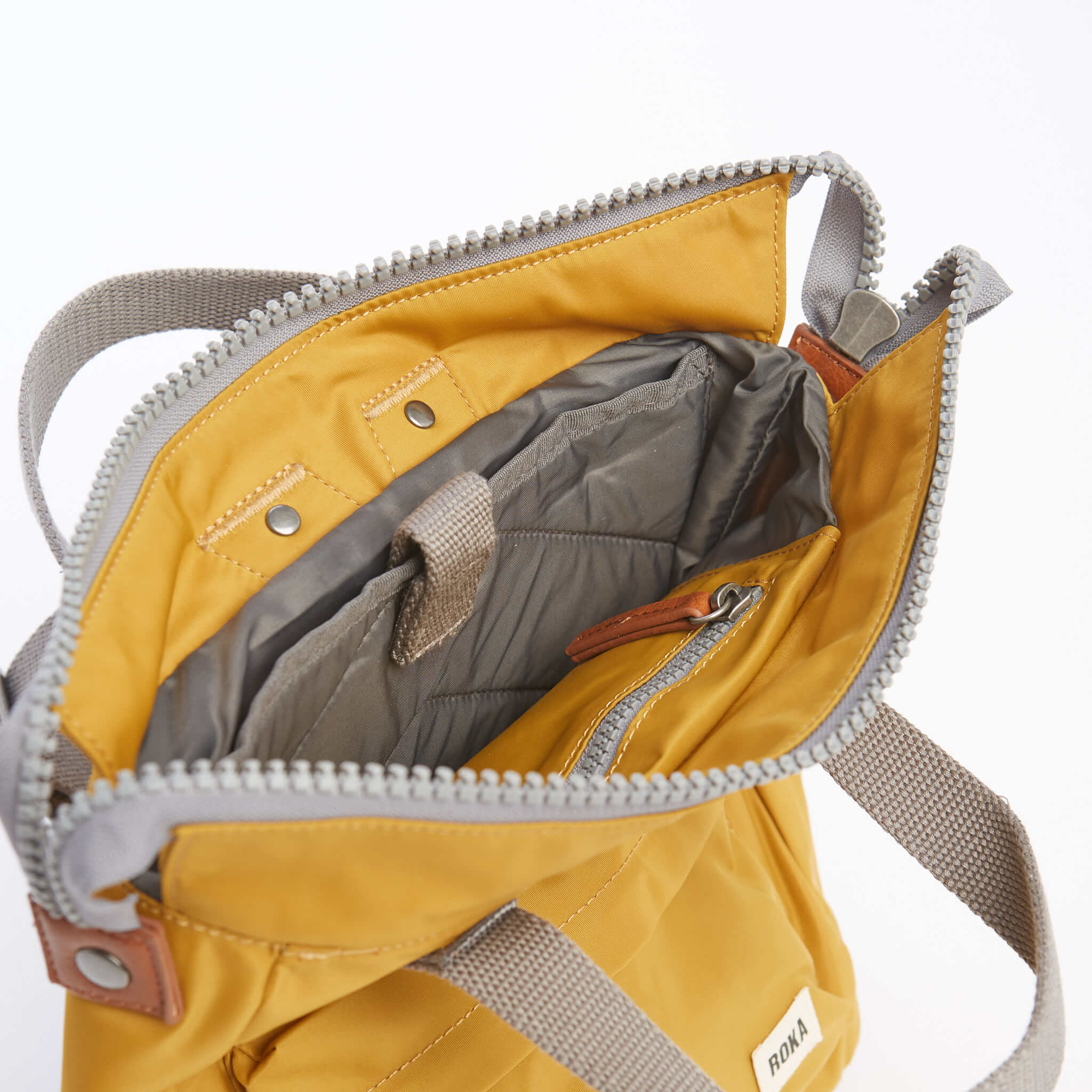 Bantry B Small Sustainable Nylon Corn