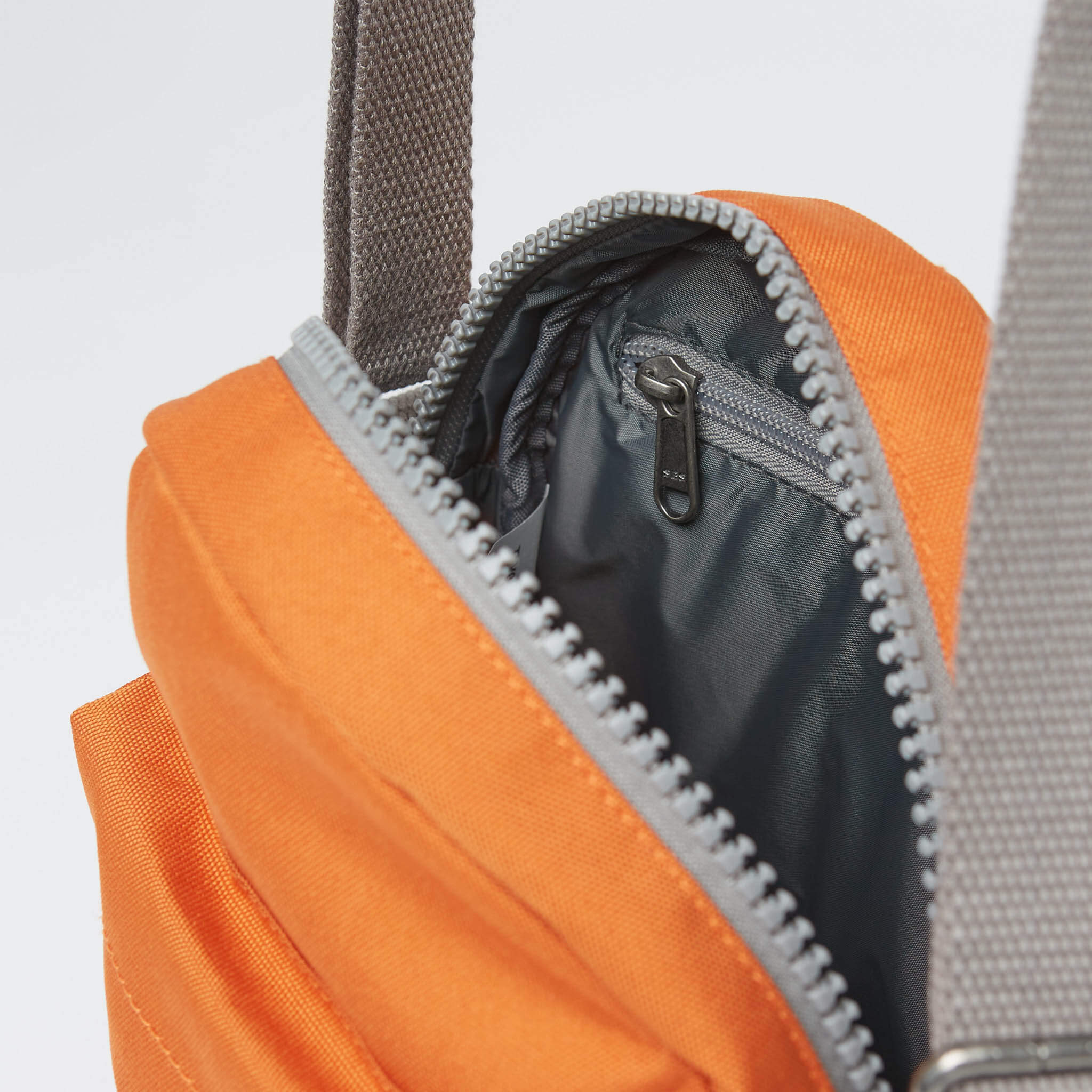 Paddington B Small Crossbody Sustainable Canvas Atomic Orange