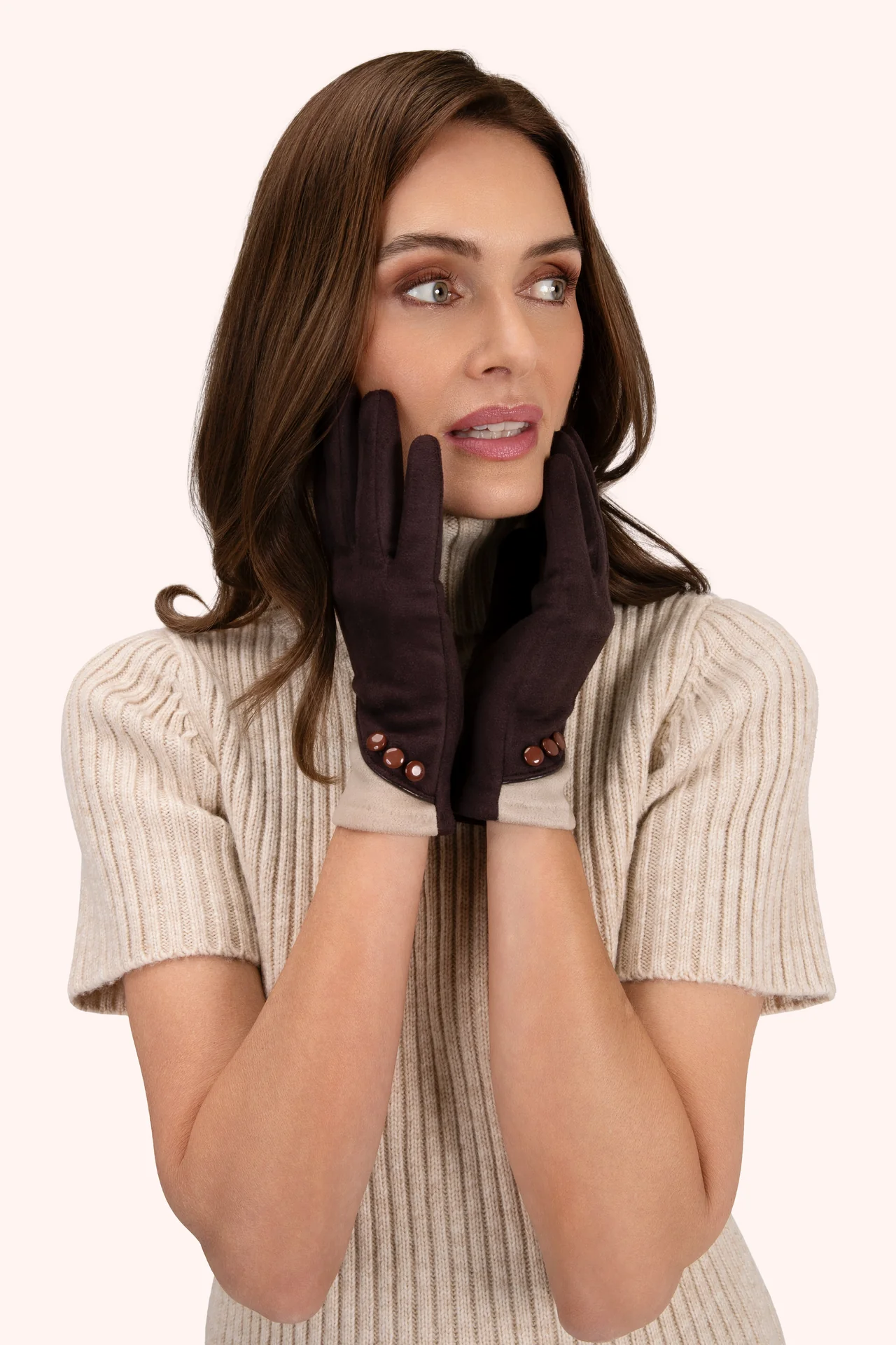 Rowan Gloves In Chocolate & Cream