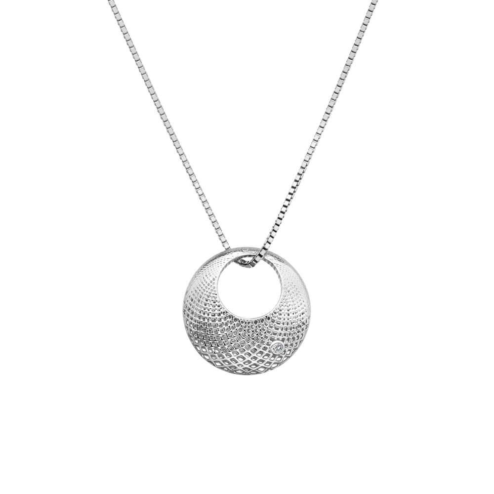 Quest Filigree Circle Pendant Necklace
