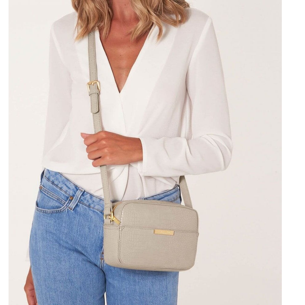 Celine Faux Croc Crossbody Bag | Oyster Grey | 14 X 20.5 X 6 Cm