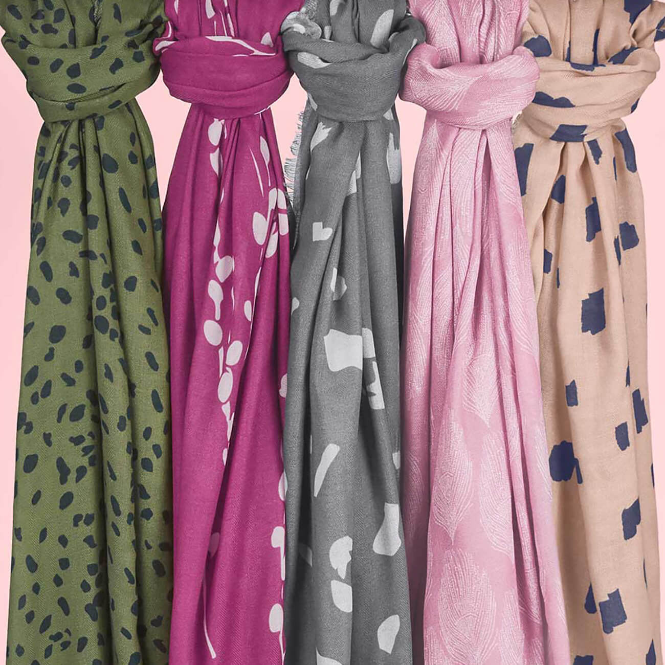 Sentiment Scarf | Love Love Love | White and Dusty Pink