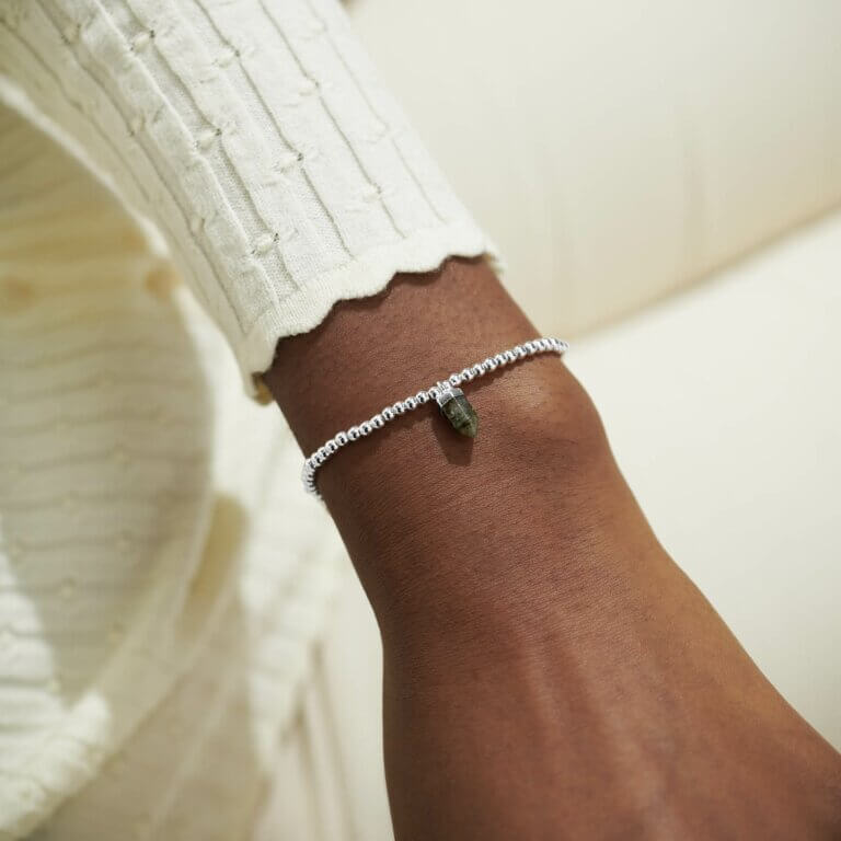 Affirmation Crystal A Little Wisdom / Labradorite Bracelet
