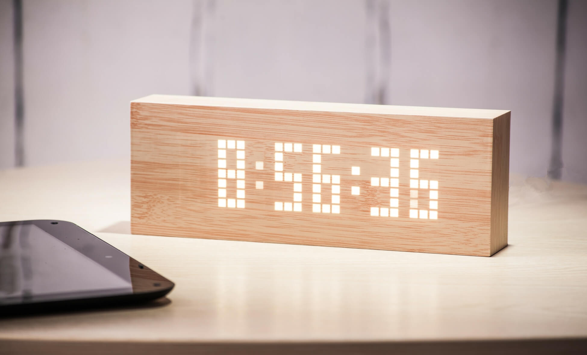 Message Click Clock- Beech/ White LED