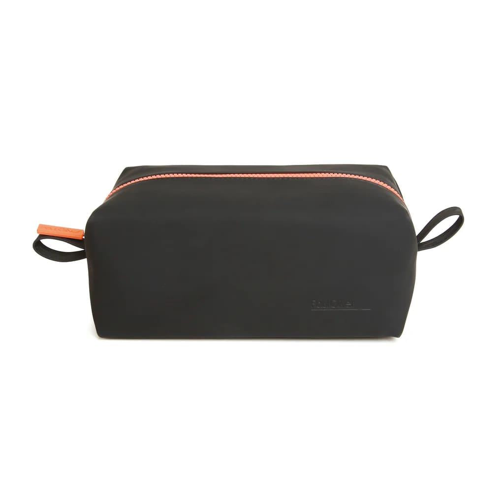 Mens Luxury Soft Touch Zip Wash Bag In Black