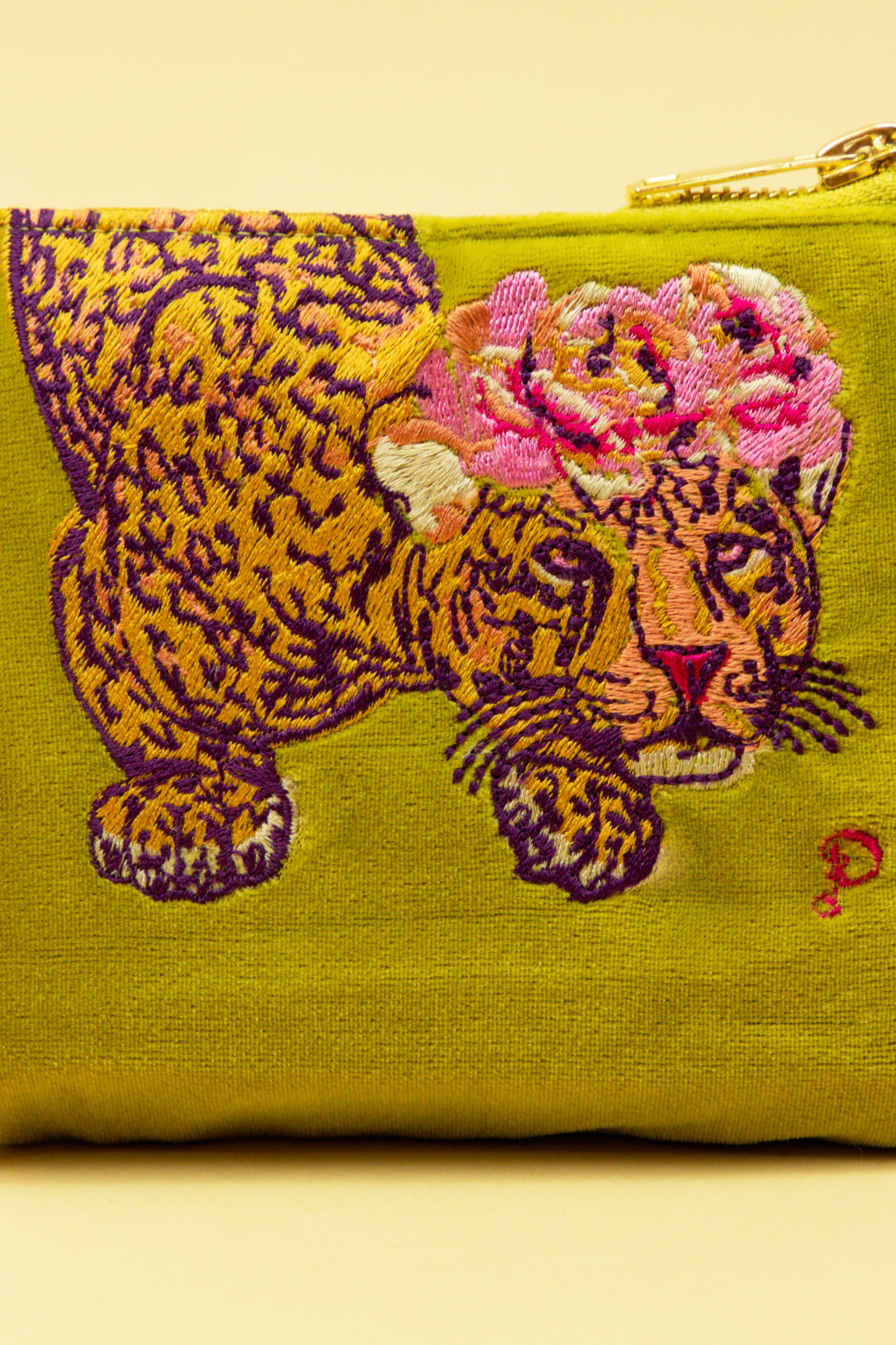 Velvet Mini Pouch- Climbing Leopard