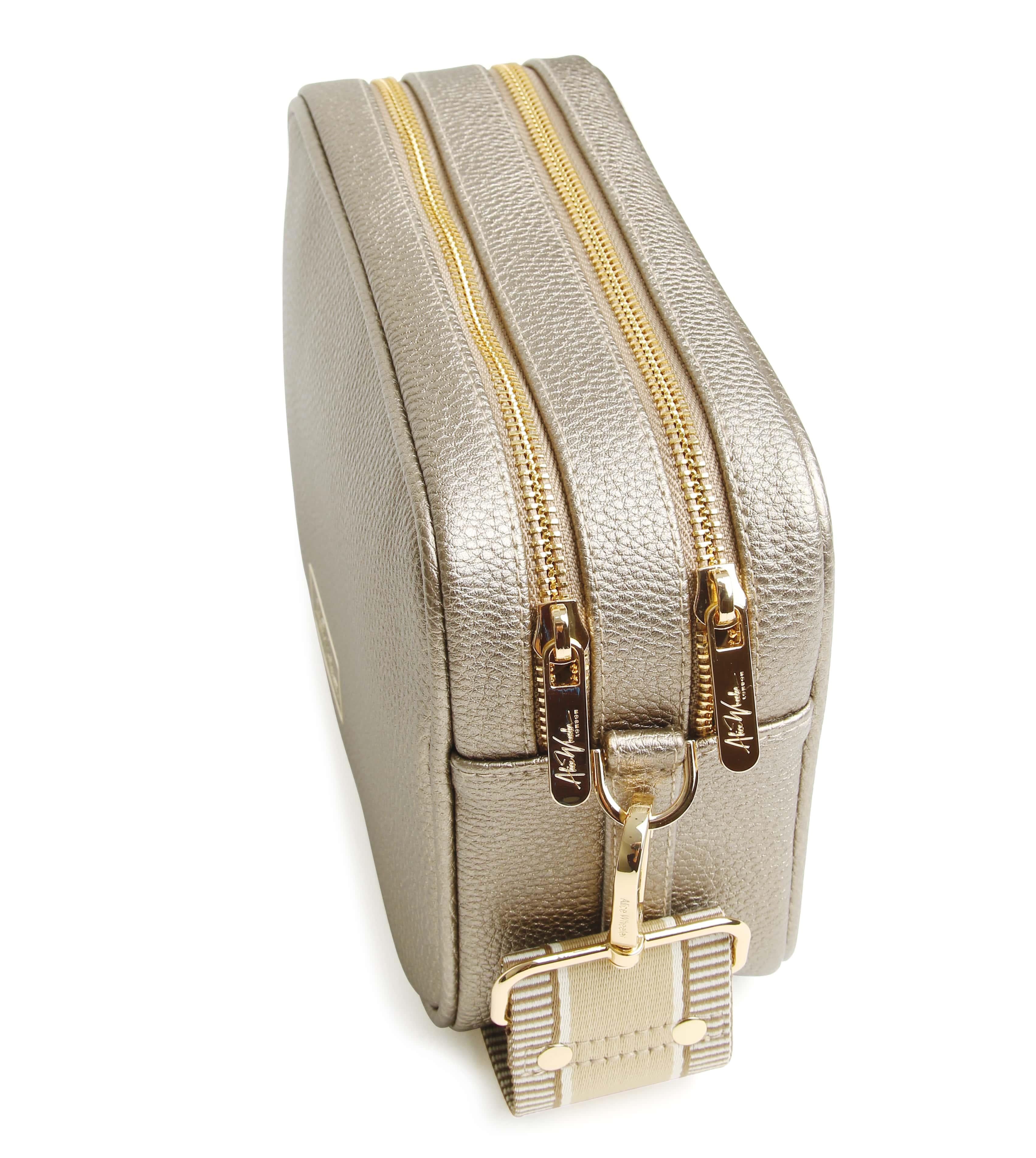 Soho DZ Crossbody Bag In Bronze