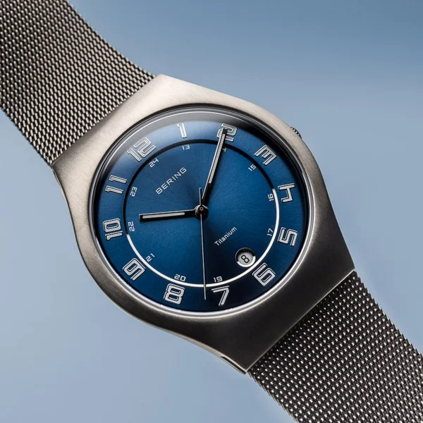 Blue Dial Quartz Bracelet Watch