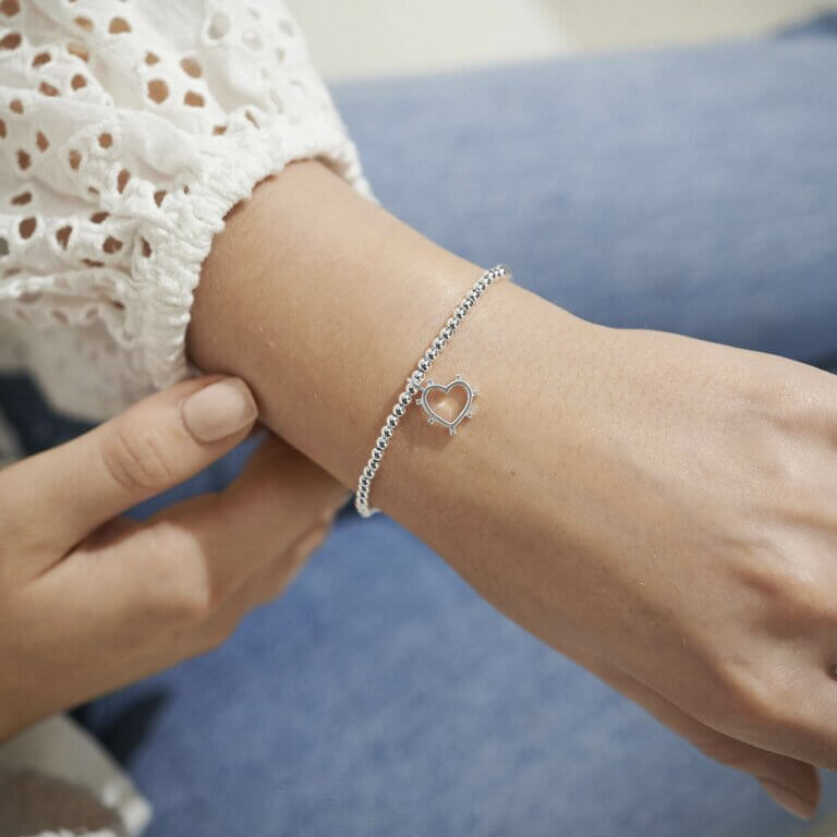 A Little 'Happy Mother's Day' Bracelet