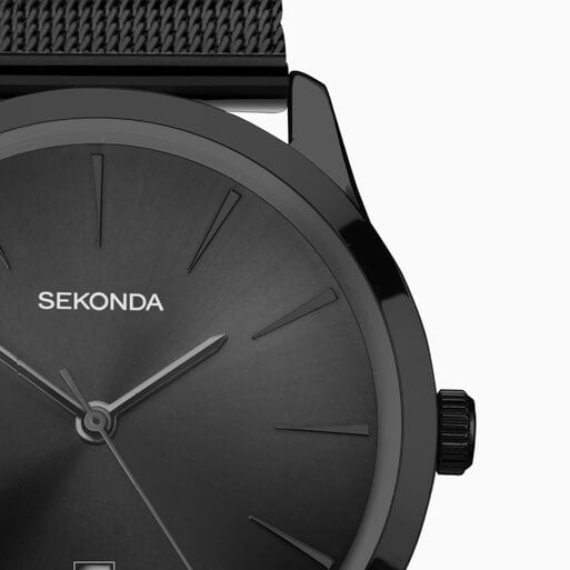 Minimal Black Dial & Black Mesh Strap Men's Watch