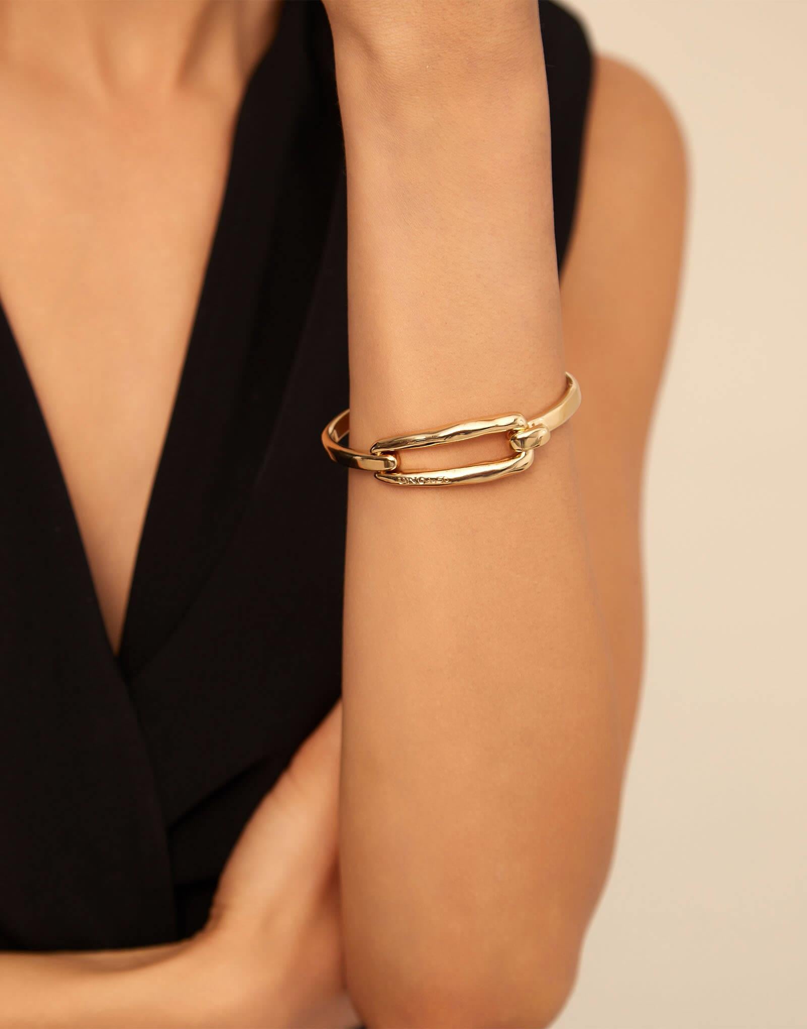 Rigid 18k Gold Plated Bracelet
