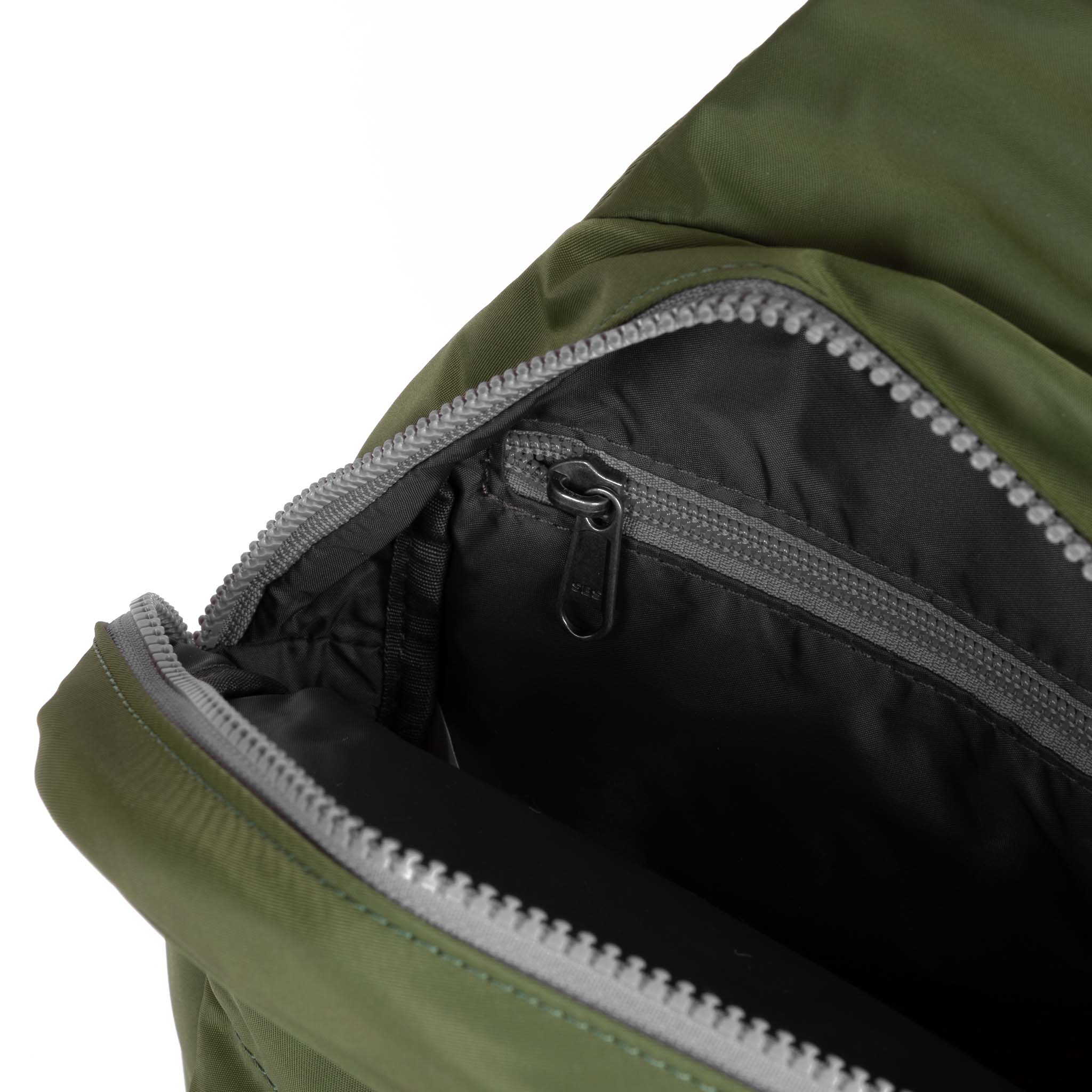 Willesden B Sustainable Nylon Avocado