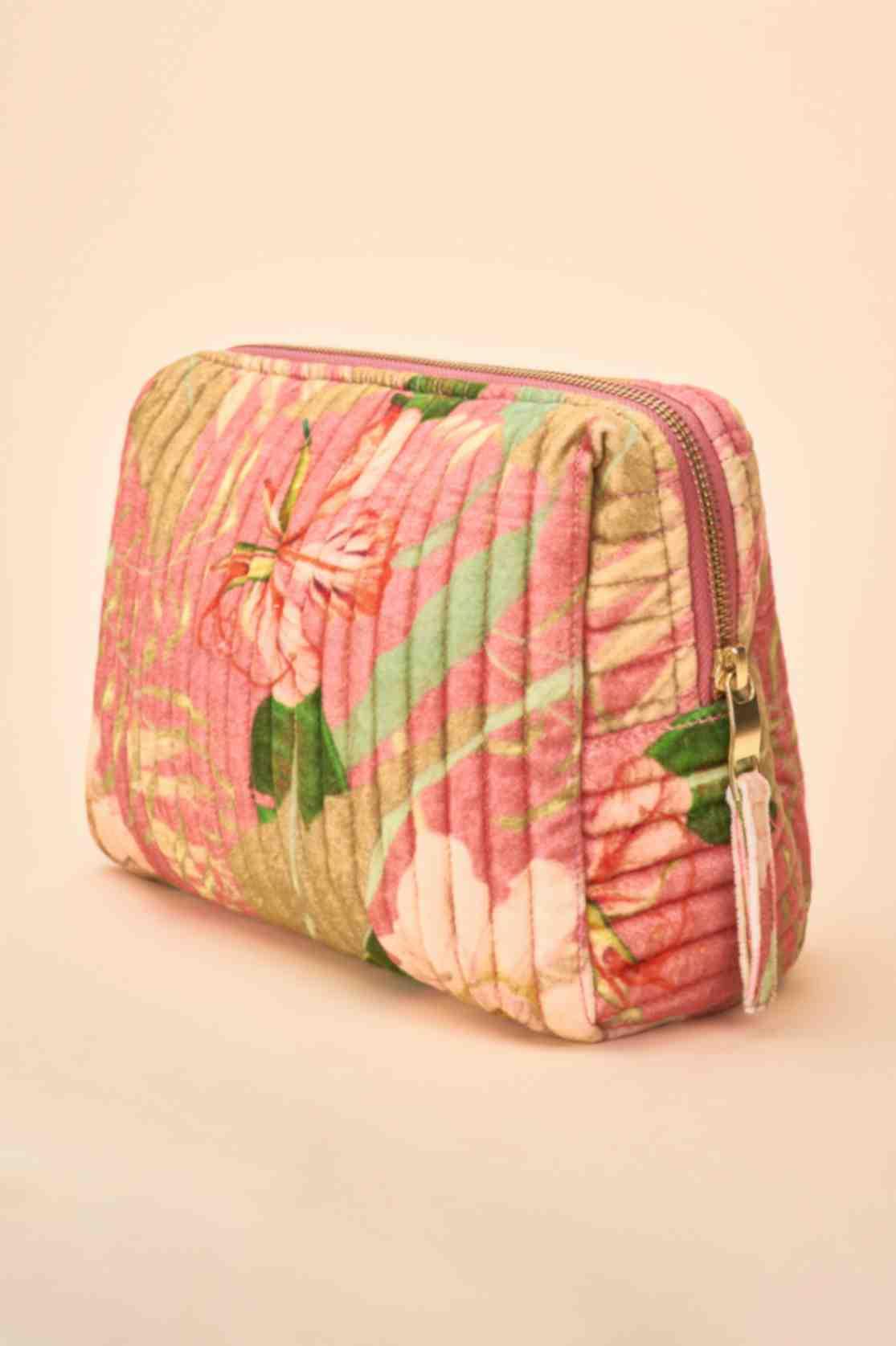 Quilted Washbag - Delicate Tropical - Candy