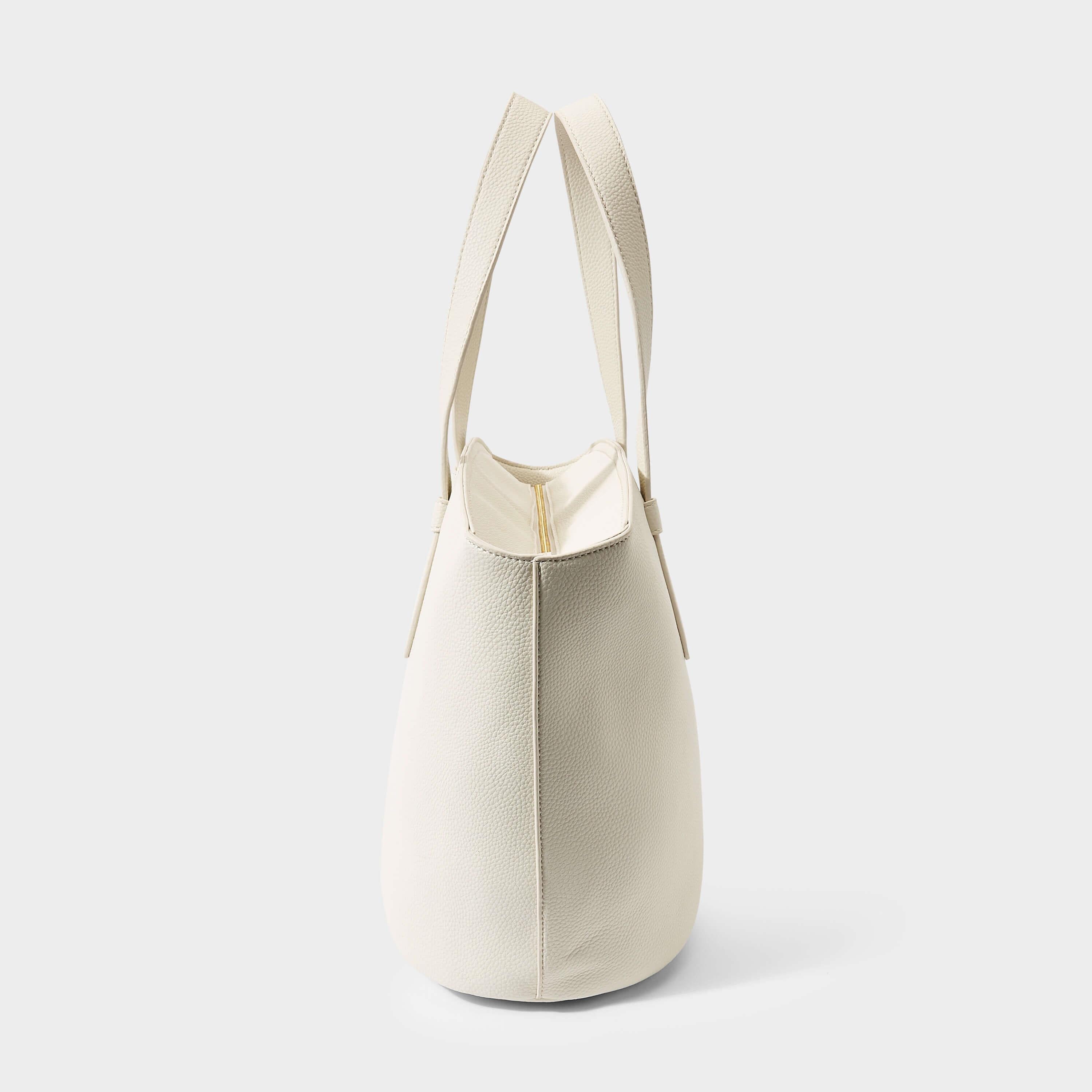 Hanna Shoulder Bag | Off White | 31 X 49 X 21cm