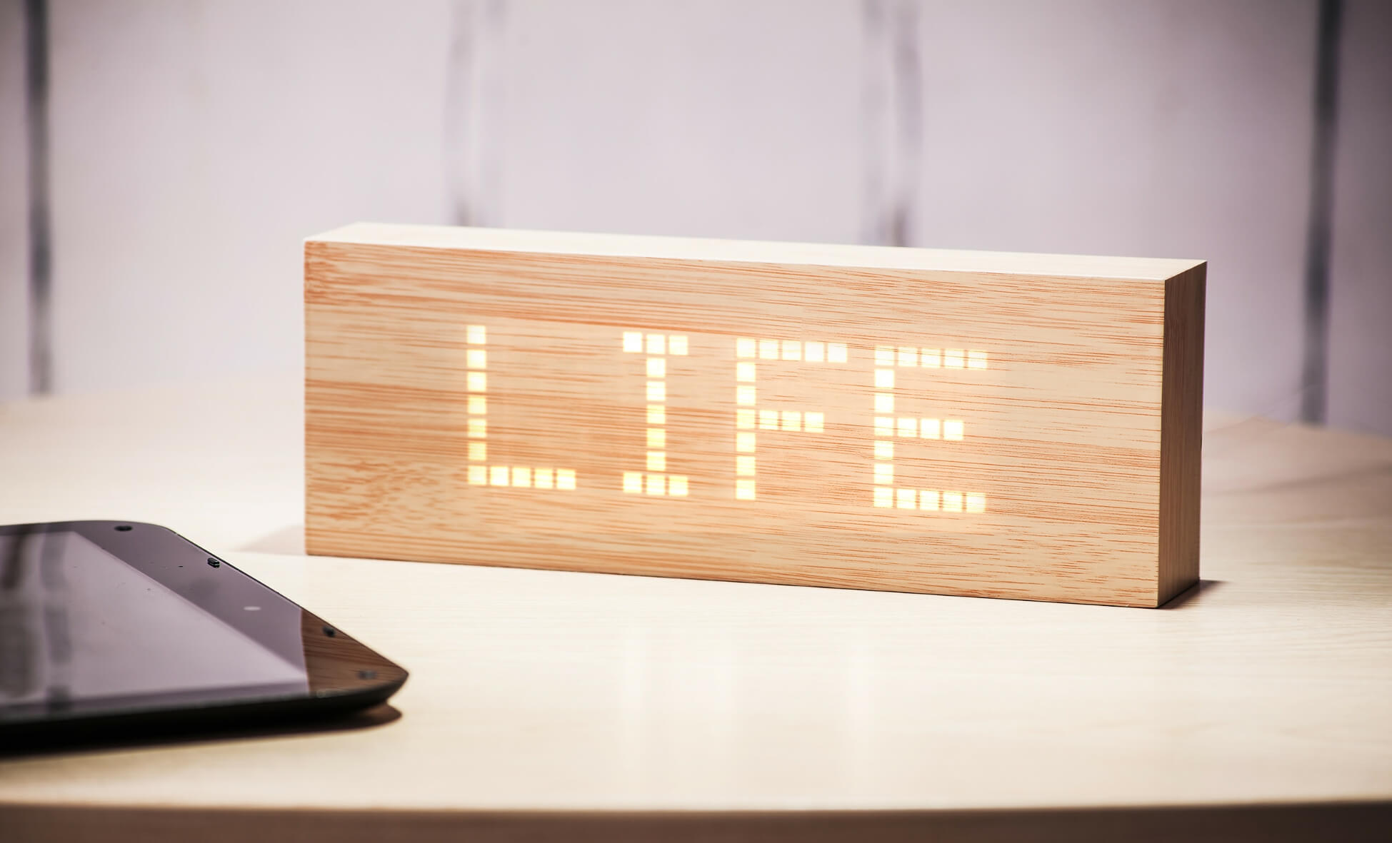Message Click Clock- Beech/ White LED