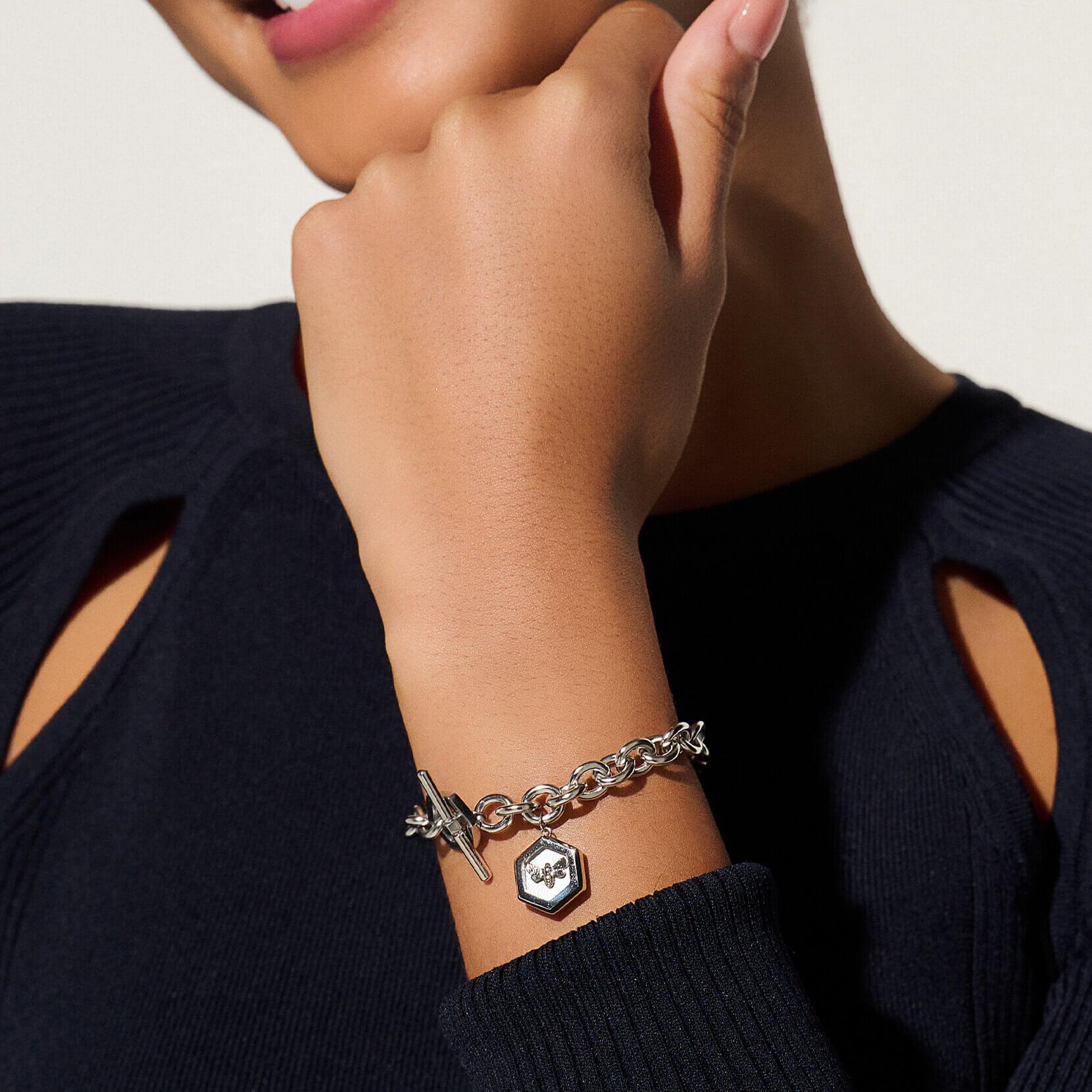 Minima Bee Silver Toggle Bracelet