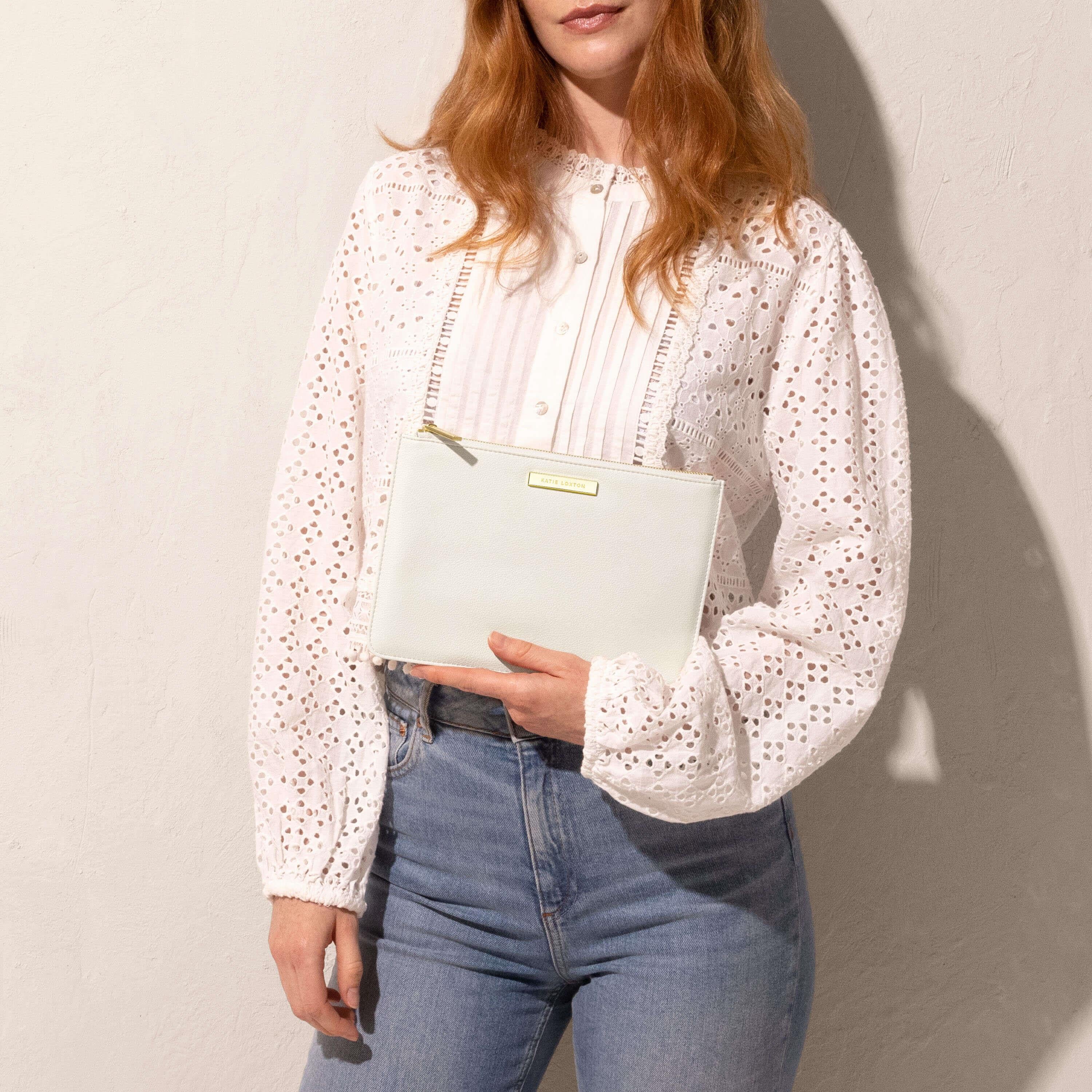 Secret Message Pouch | Thank You For Being My Wonderful Mum | Off White | 16 X 24 X 1.5cm