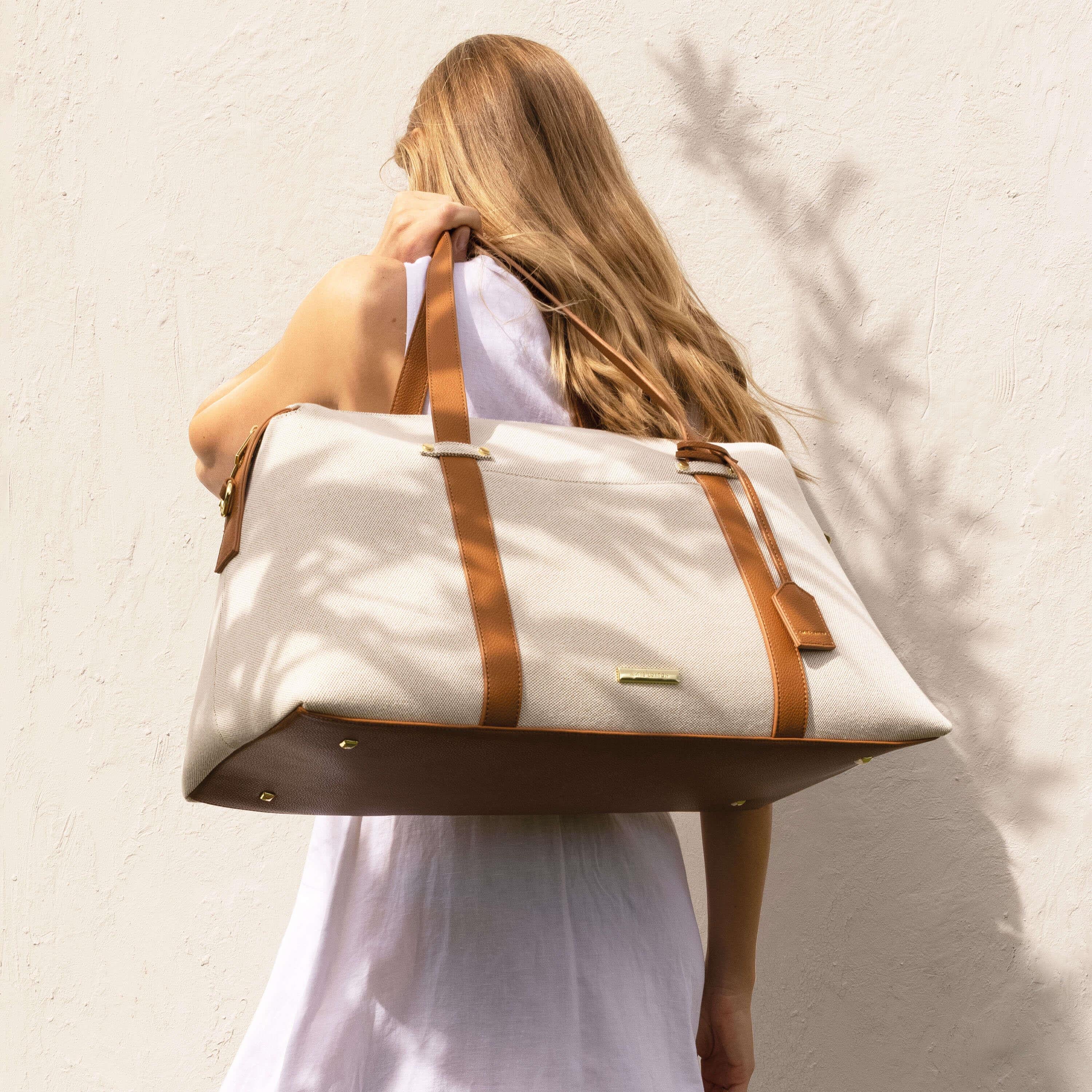 Amalfi Canvas Travel Bag | Cream & Light Brown