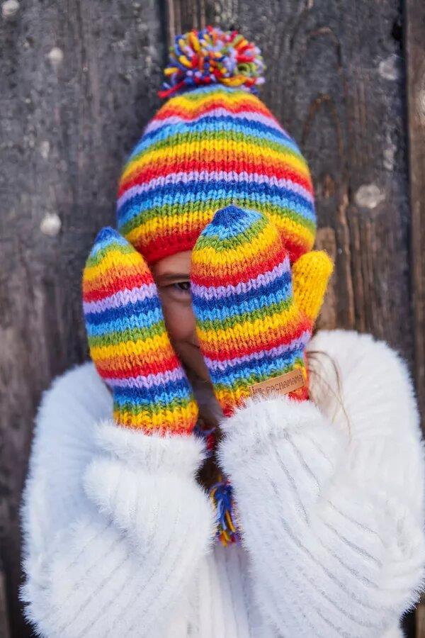 Kids Rainbow Mittens 3 To 5