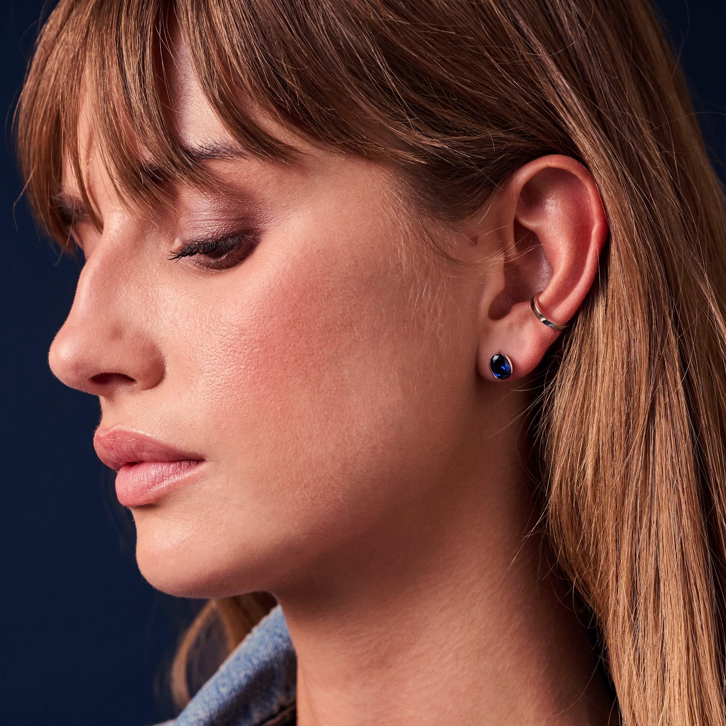 Ellisse Carezza Earrings With Blue Zirconia