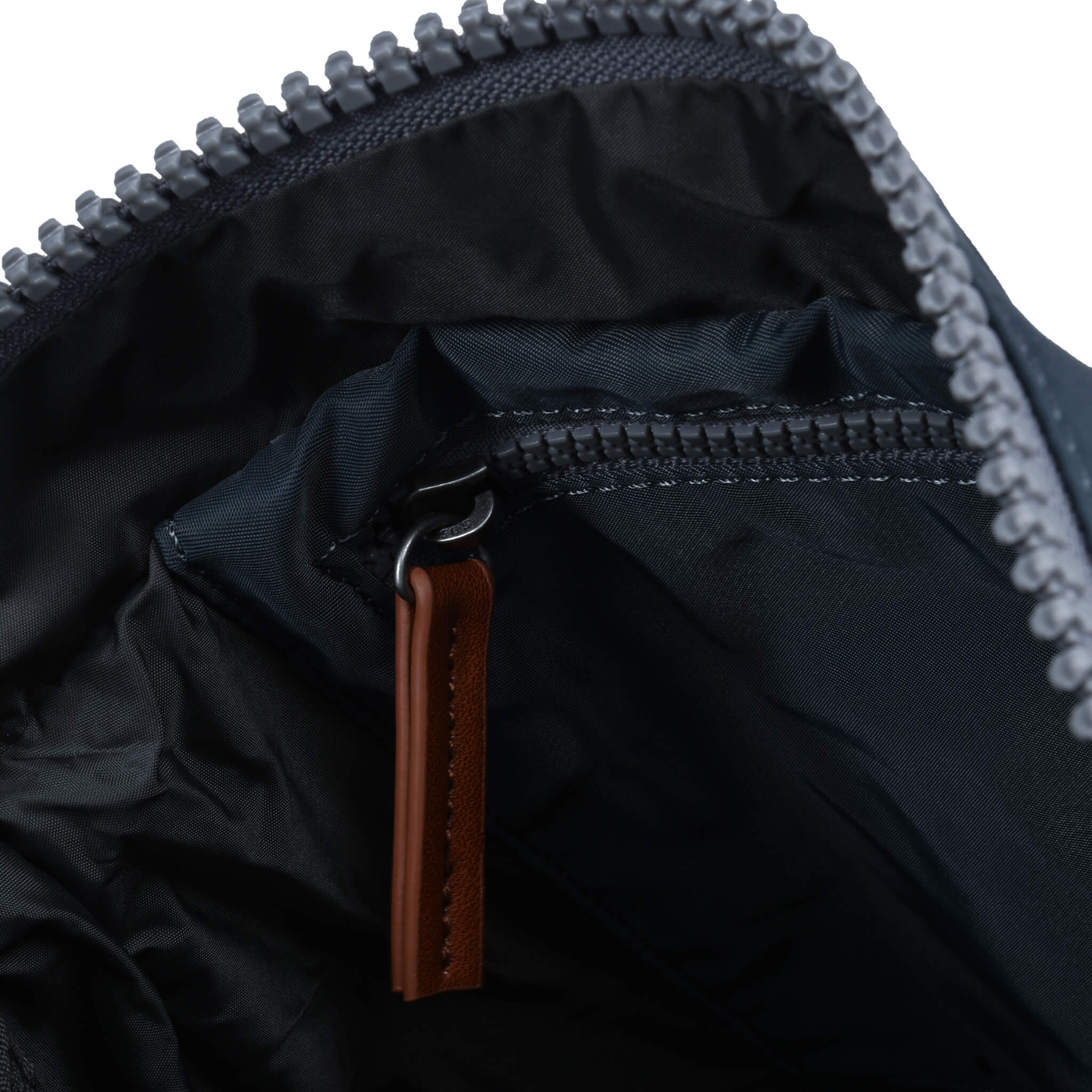 Canfield B Small Sustainable Nylon Smoke