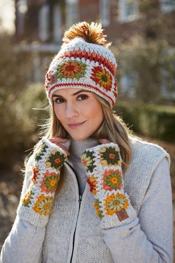 Woodstock Bobble Beanie Oatmeal