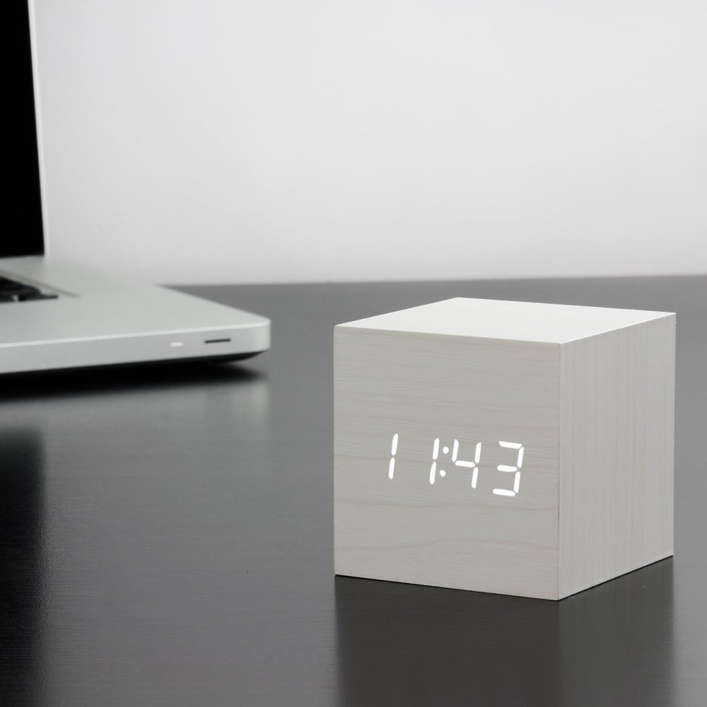 Cube White Click Clock/White LED