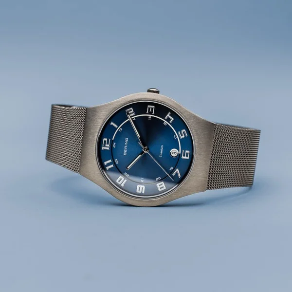 Blue Dial Quartz Bracelet Watch