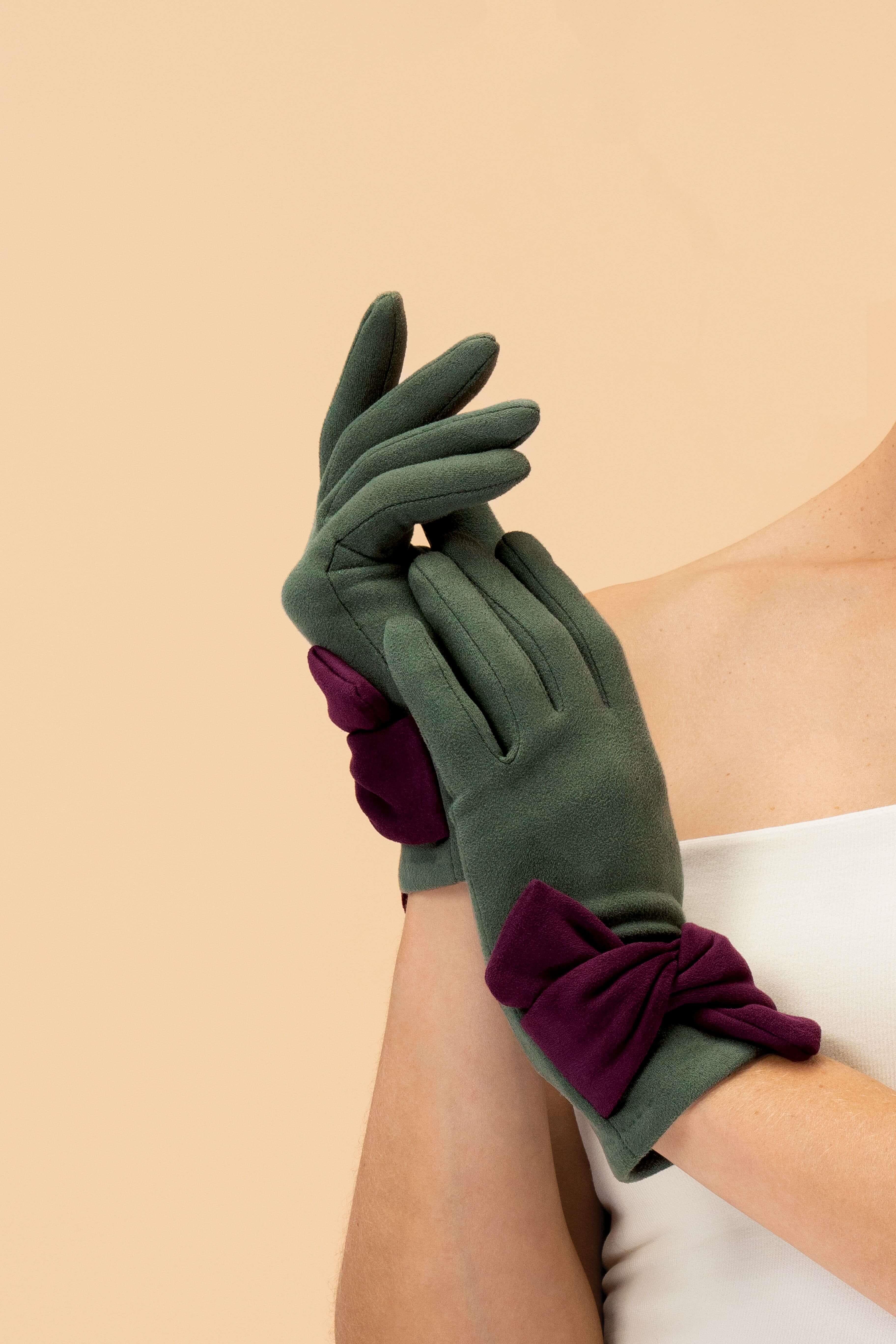 Henrietta Faux Suede Gloves- Fern/Damson