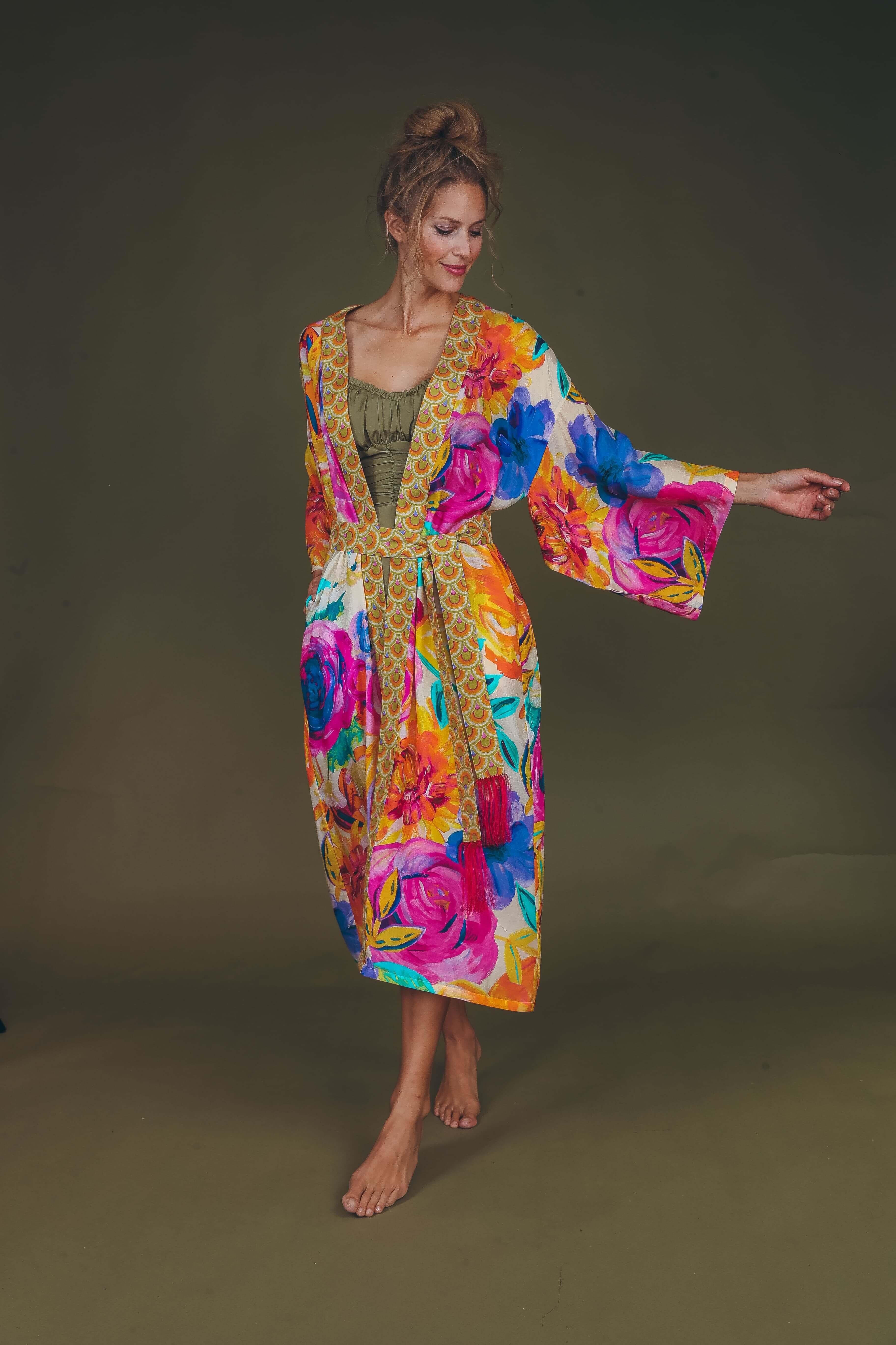 PRINTED KIMONO GOWN - Floral Frenzy