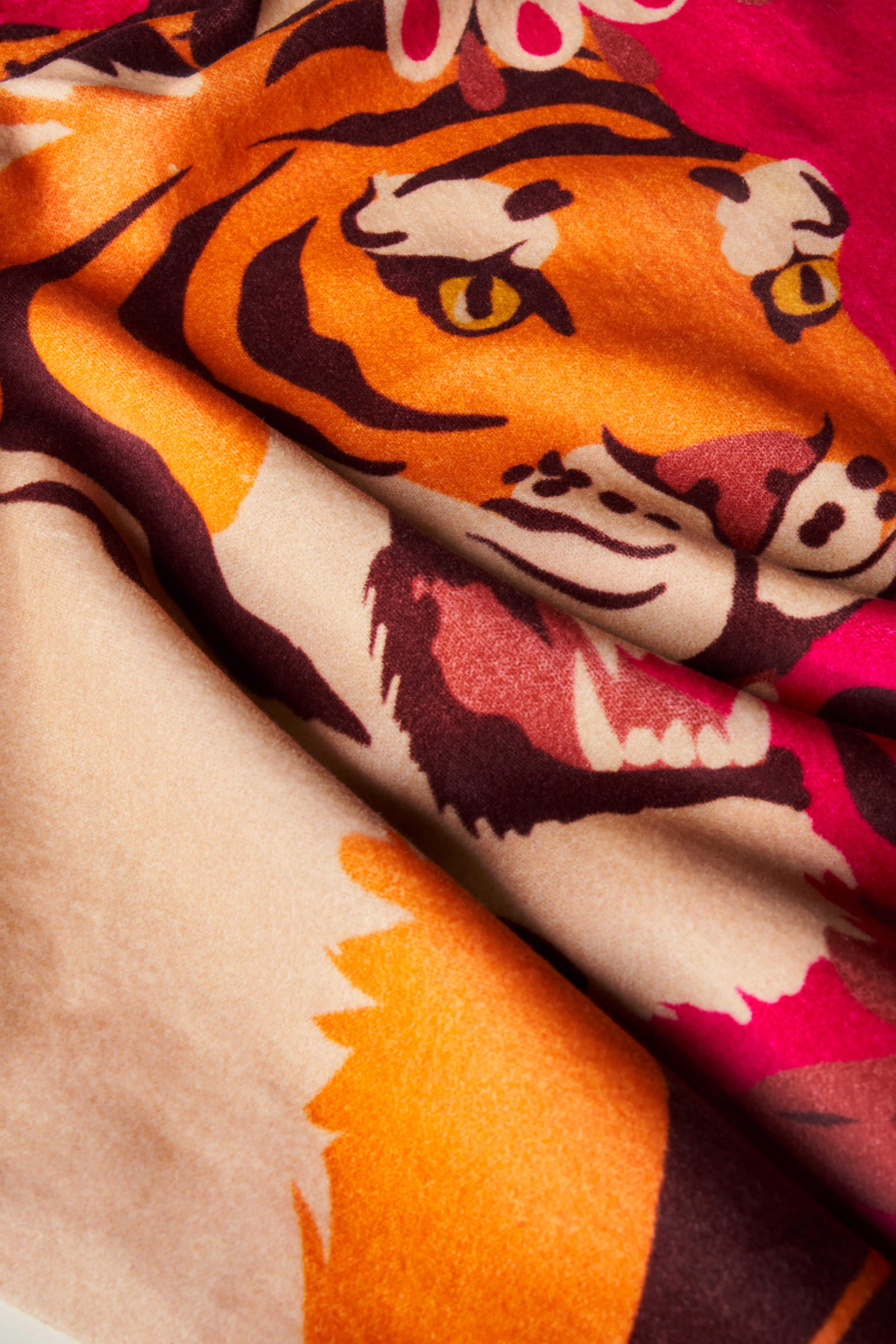 Velvet Tote Bag - Roaring Tiger