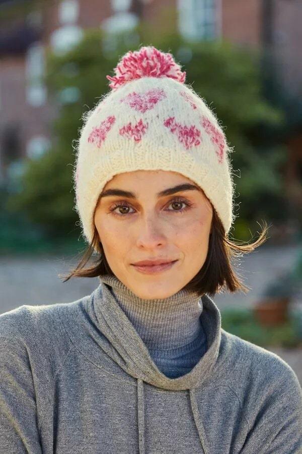 Sweetheart Bobble Beanie
