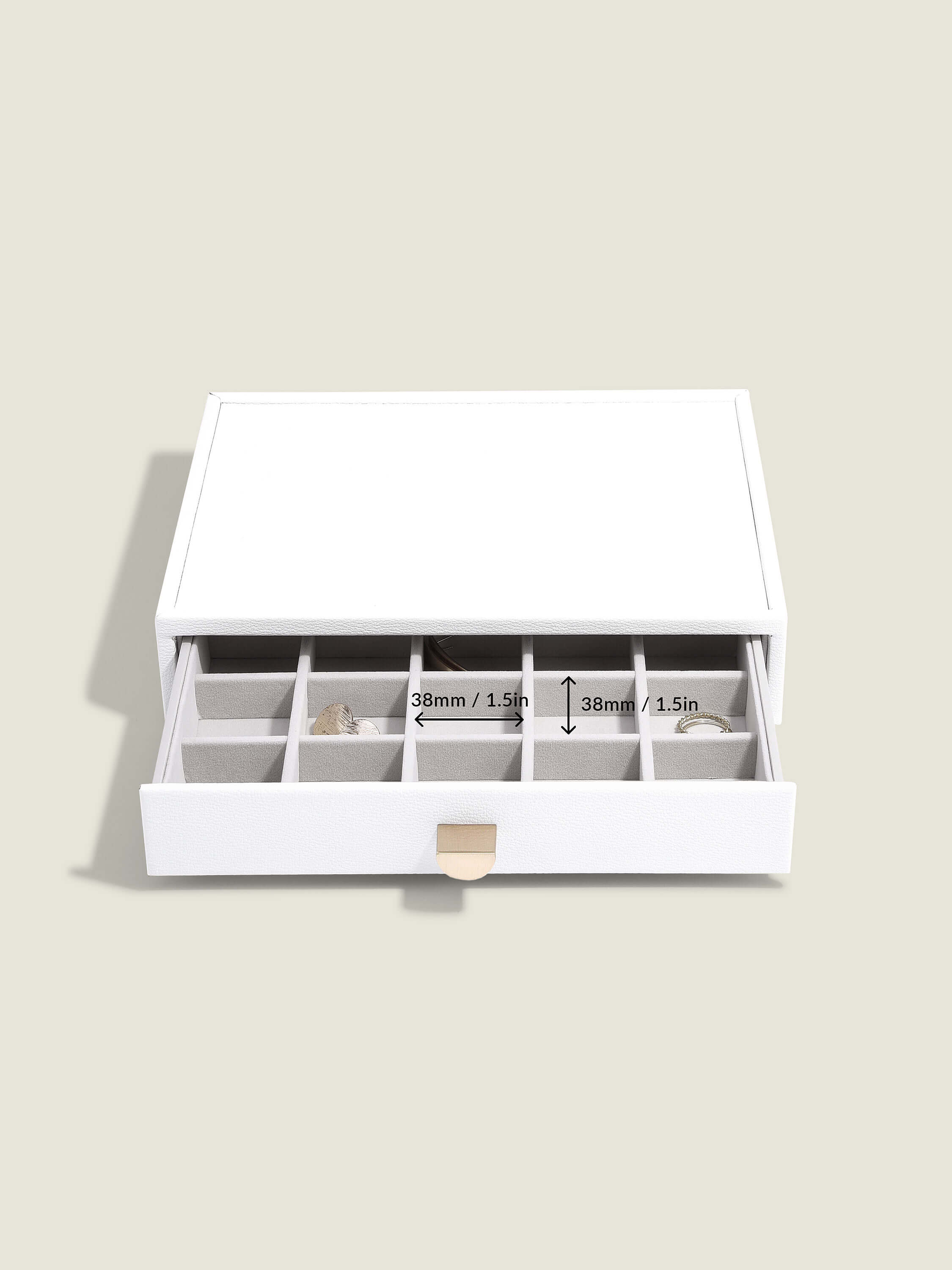 Pebble White Classic Drawer Set Of 4