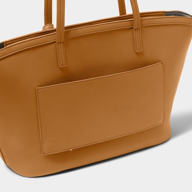 Travel Tote Bag in Cognac