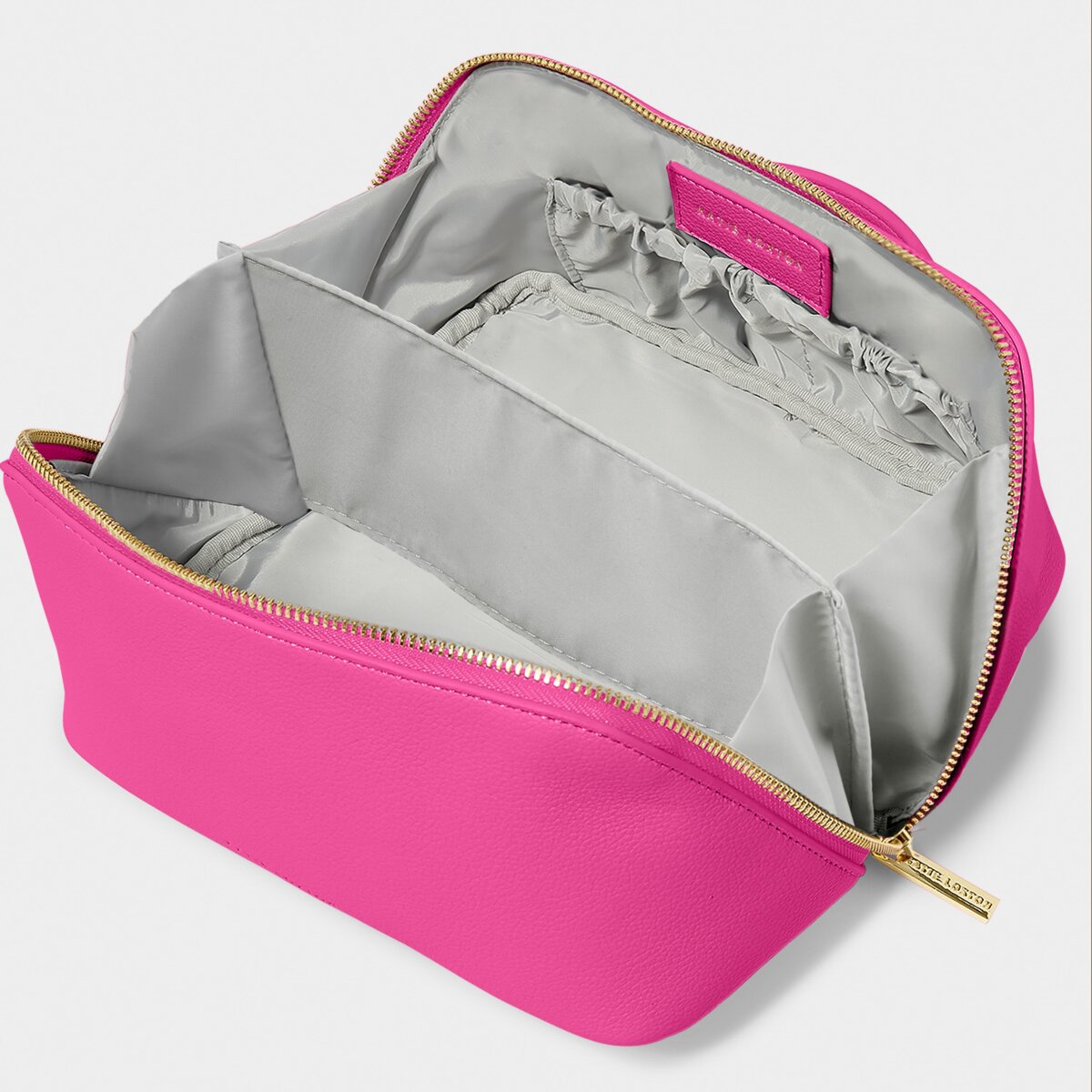 Medium Makeup & Wash Bag In Magenta