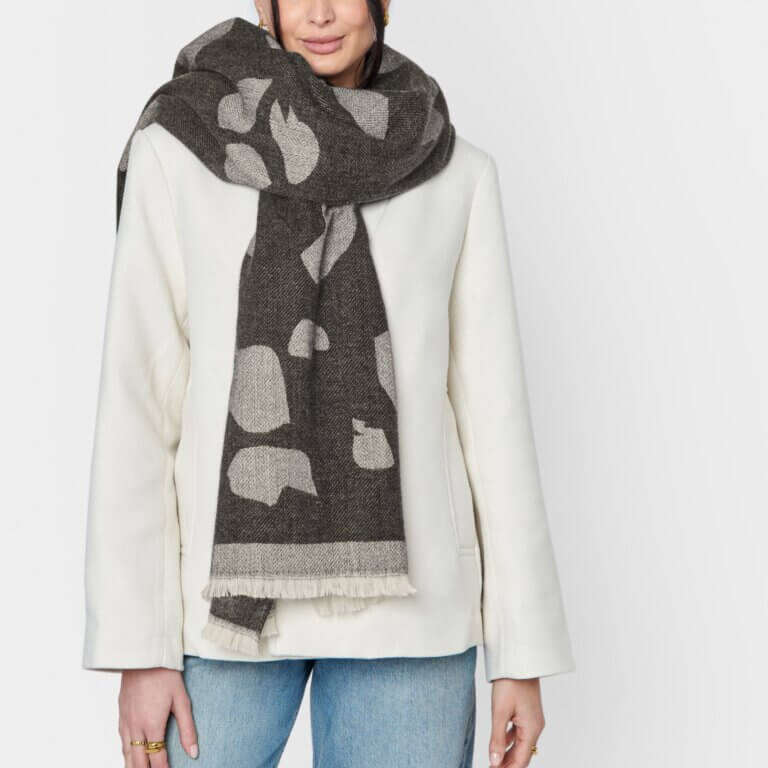 Large Leopard Printed Blanket Scarf In Black & Off White