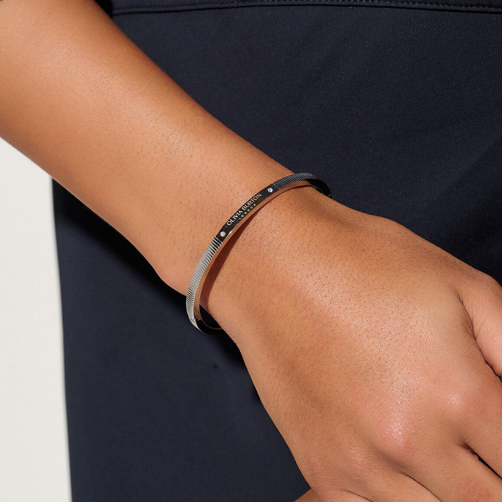 SS Classic Linear Hinge Bangle