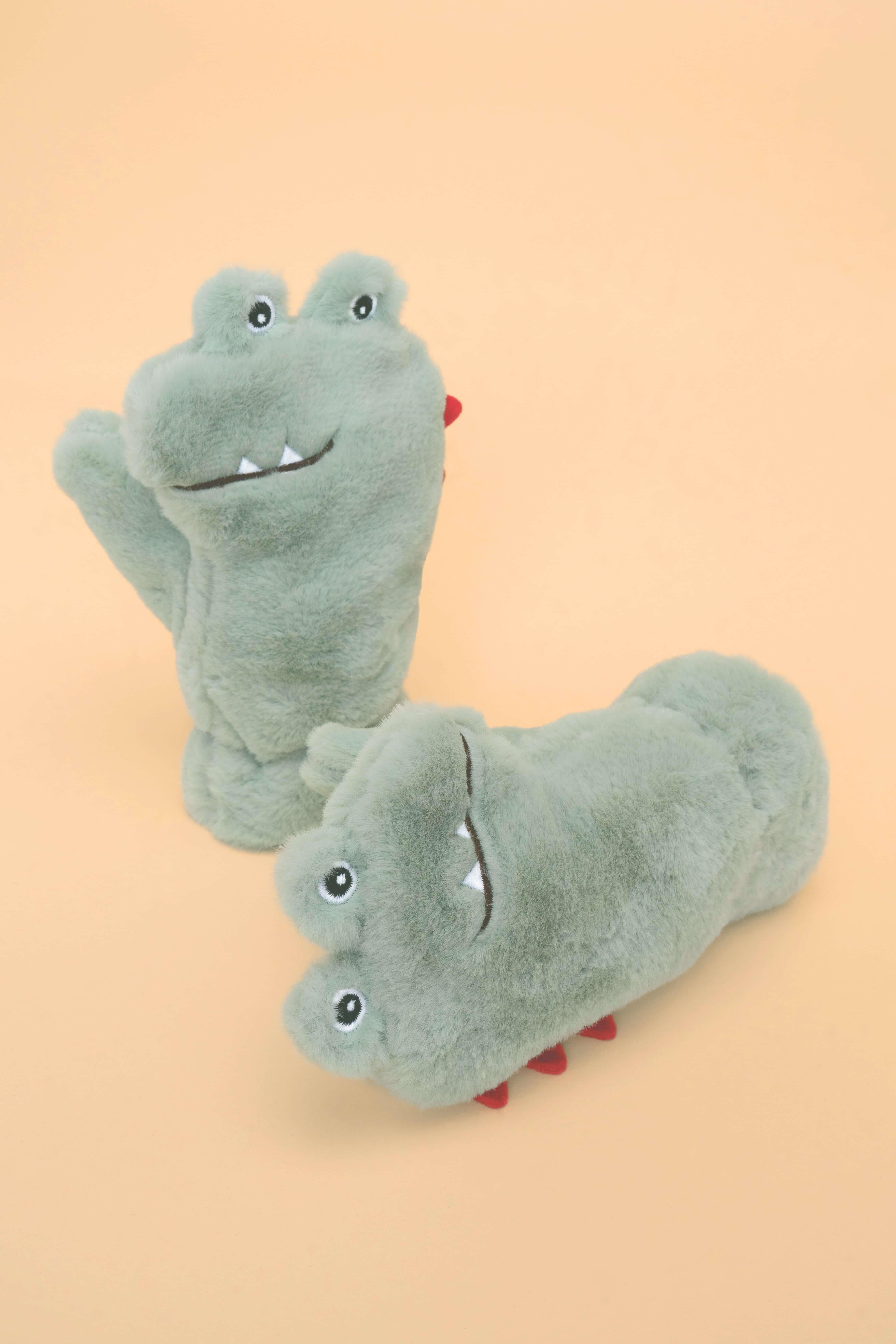 Kids Fluffy Mittens - Toothy Dino Sage