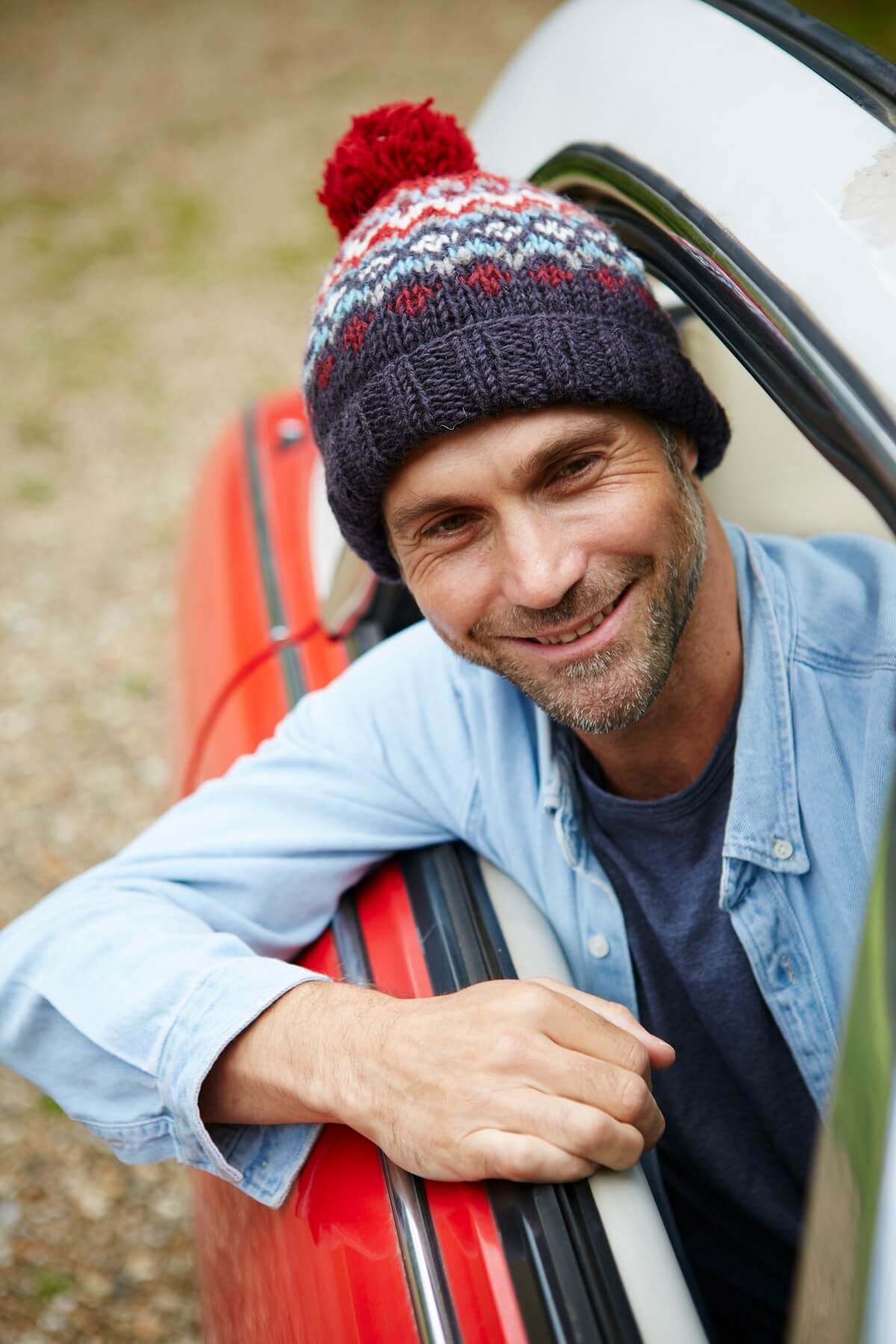 Mens Clifden Bobble Beanie Red