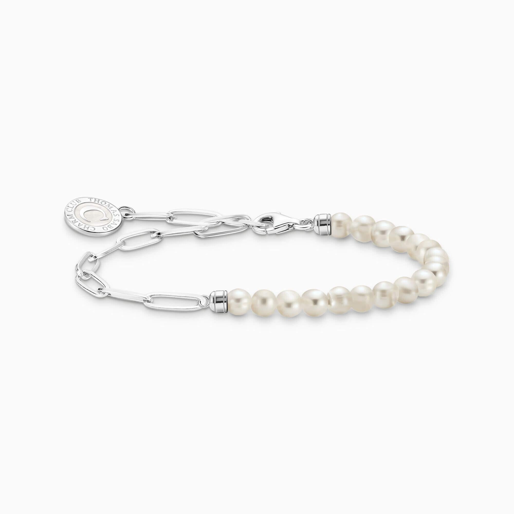 Member Charm Bracelet With White Pearl & Charmista Disc