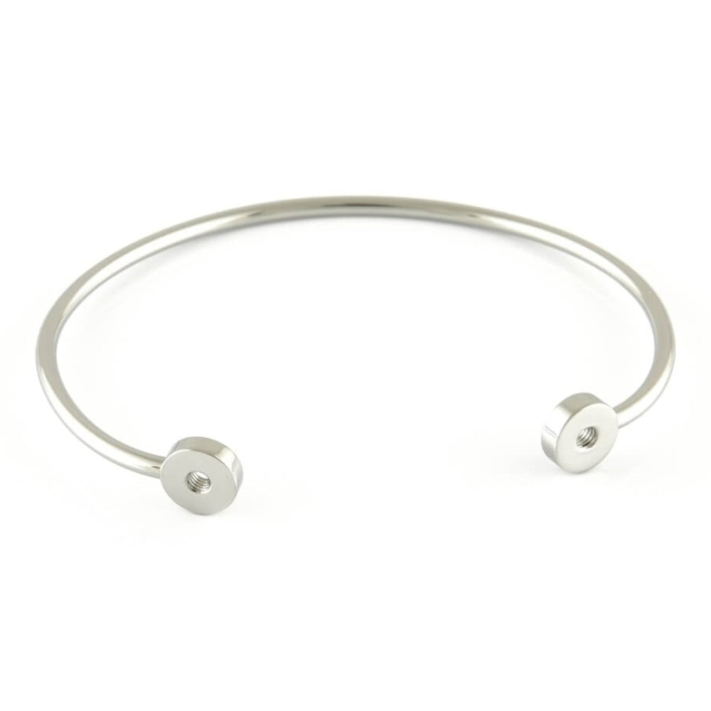 Famosa Silver Bangle