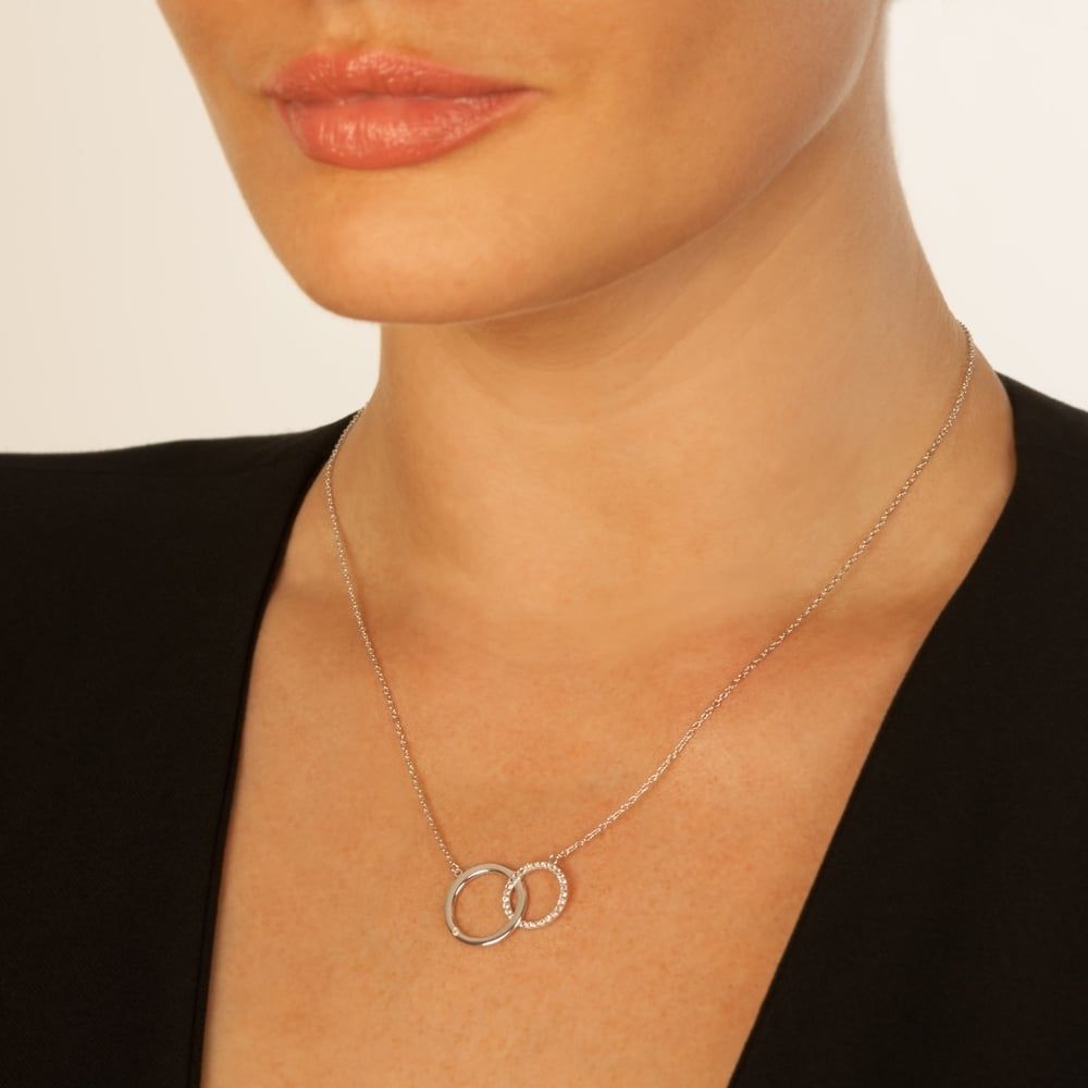 Bliss Interlocking Circles Pendant