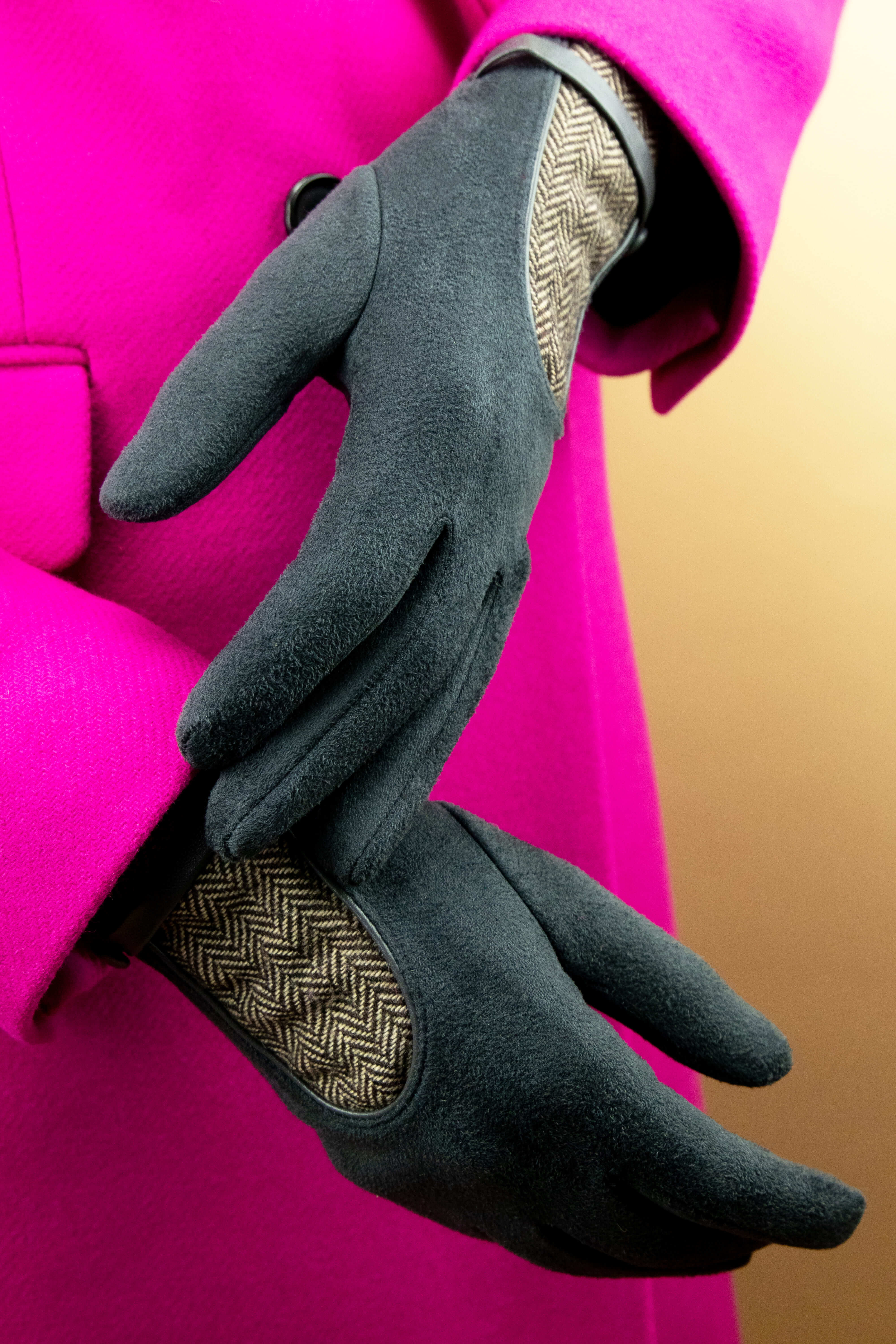 Genevive Faux Suede Gloves- Slate