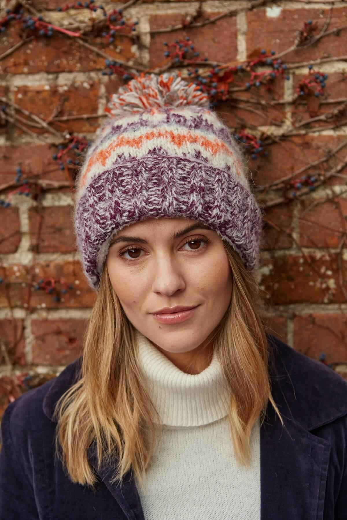 Totnes Bobble Beanie Damson