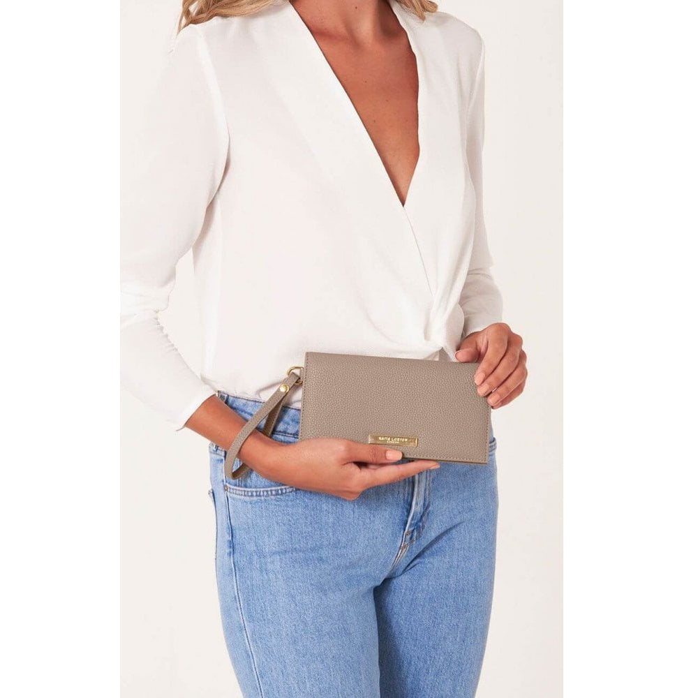 Cleo Wristlet | Taupe | 10 X 19 Cm