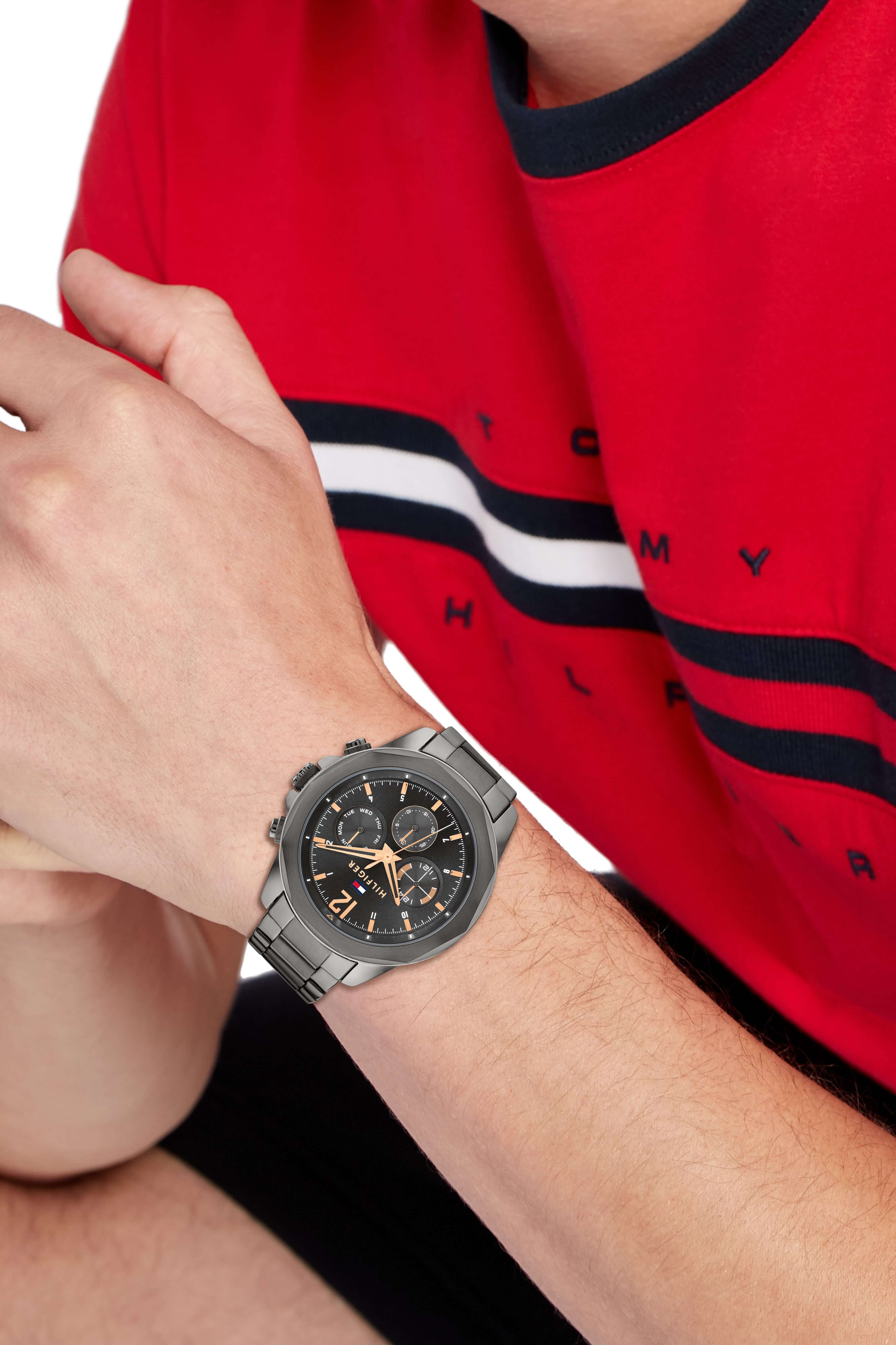 Gunmetal Grey IP Two Tone Bezel Bracelet Gents Watch