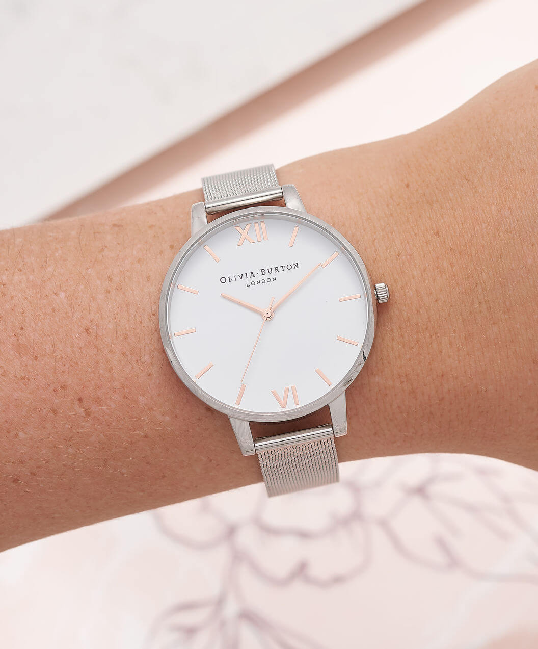 Stainless Steel White Dial Mesh Bracelet Strap Ladies Watch
