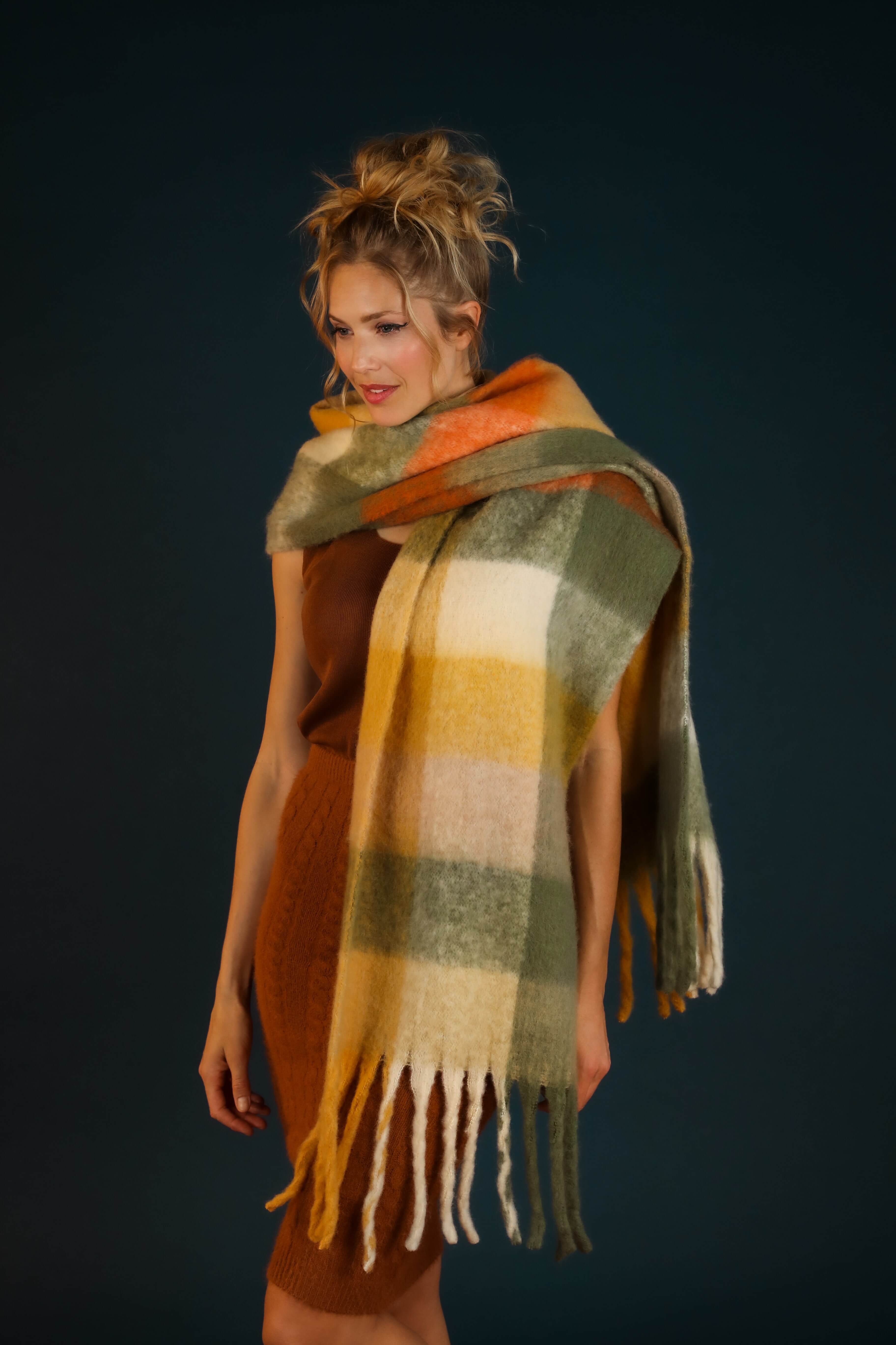 Maddie Cosy Scarf - Tangerine/Sage
