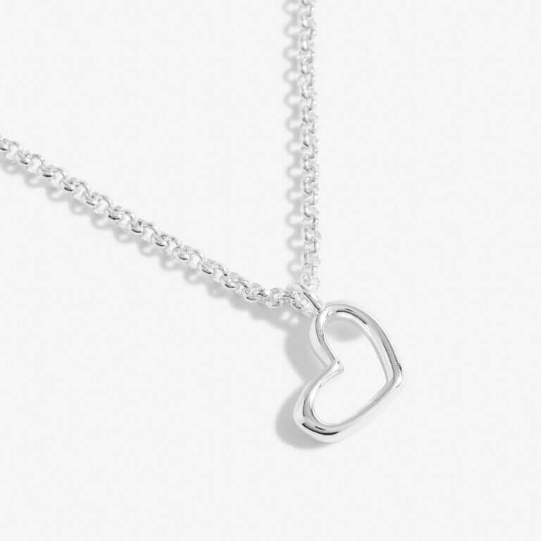 A Little | Amazing Auntie | Silver | Necklace | 46cm + 5cm ExtenderA Little | Amazing Auntie | Silver | Necklace | 46cm + 5cm Extender